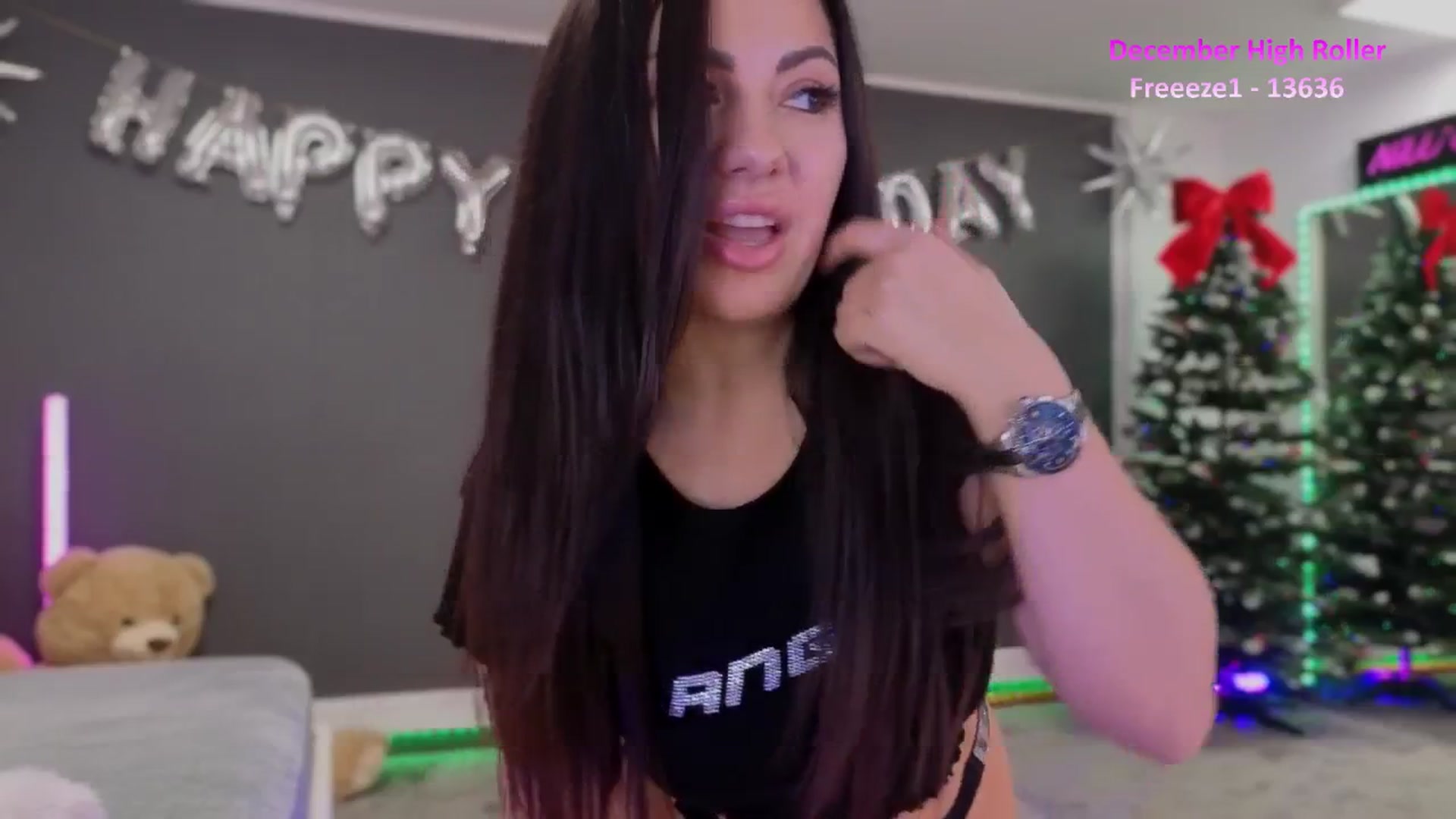 Gallery image thumbnail from Nikki_Crystal's myfreecams stream on, 12/16/2025, 02:30 image 13 of 20