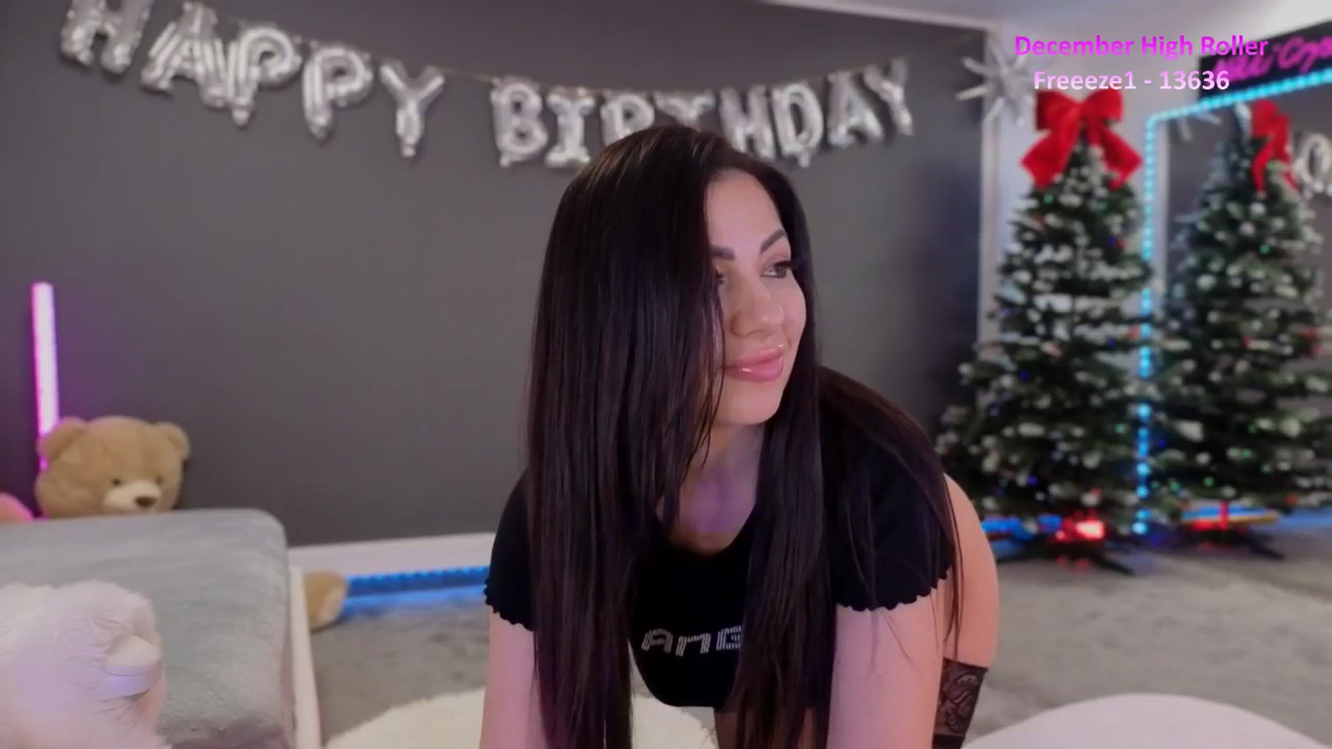 Gallery image thumbnail from Nikki_Crystal's myfreecams stream on, 12/16/2025, 02:30 image 8 of 20