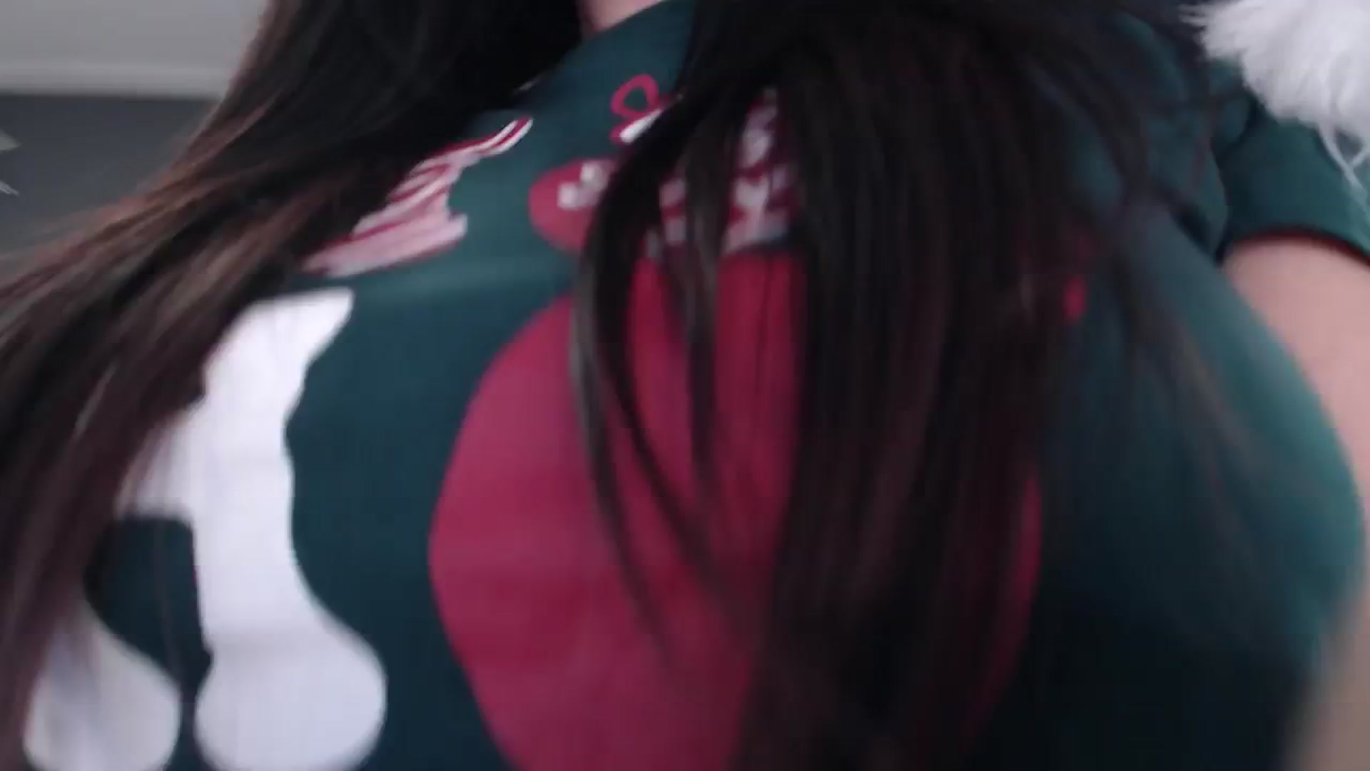 Gallery image thumbnail from Nikki_Crystal's myfreecams stream on, 12/19/2025, 01:55 image 15 of 20