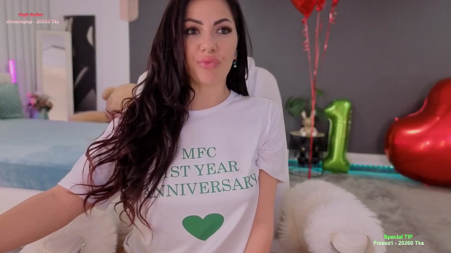 Gallery image thumbnail from Nikki_Crystal's myfreecams stream on, 02/13/2026, 02:01 image 5 of 20