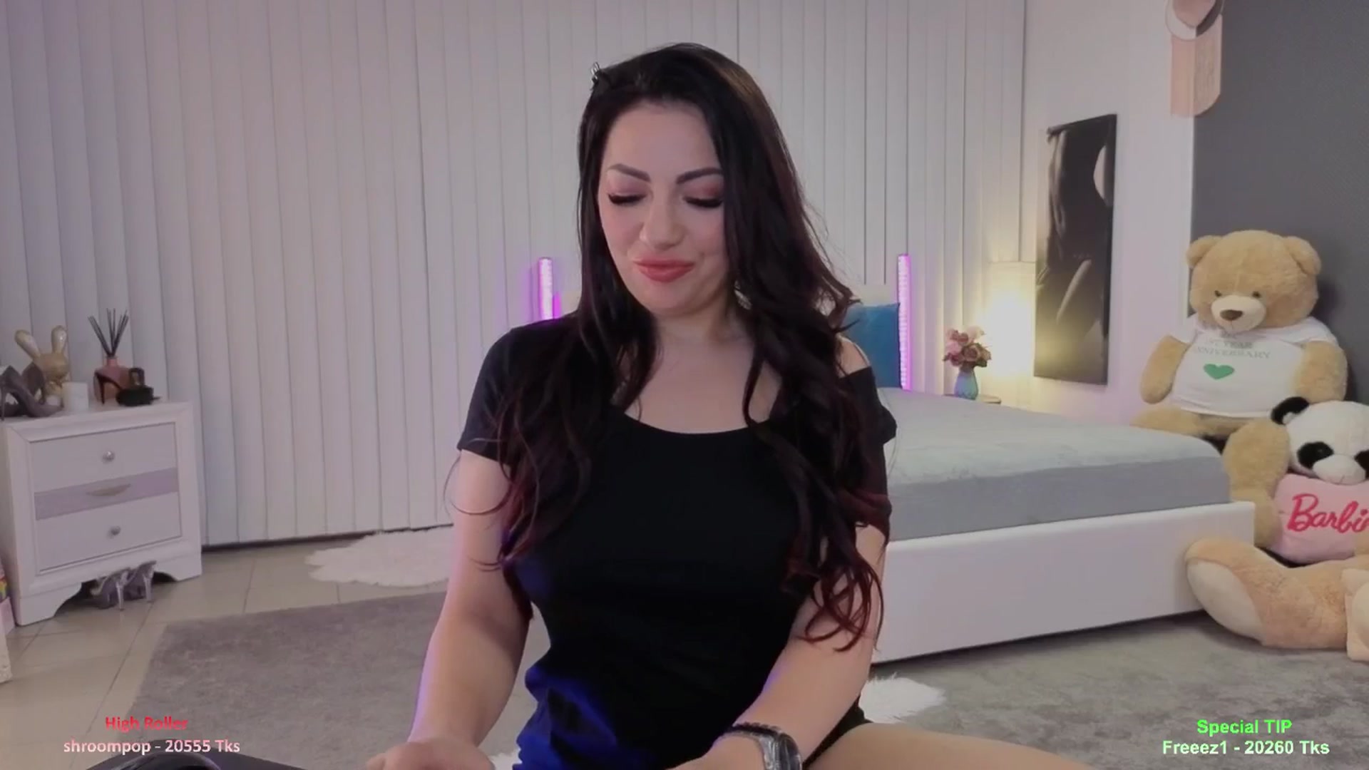 Gallery image thumbnail from Nikki_Crystal's myfreecams stream on, 03/16/2026, 22:38 image 19 of 20