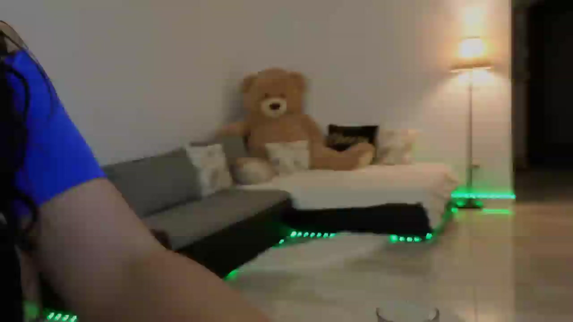 Gallery image thumbnail from Nikki_Crystal's myfreecams stream on, 08/09/2026, 24:01 image 19 of 20