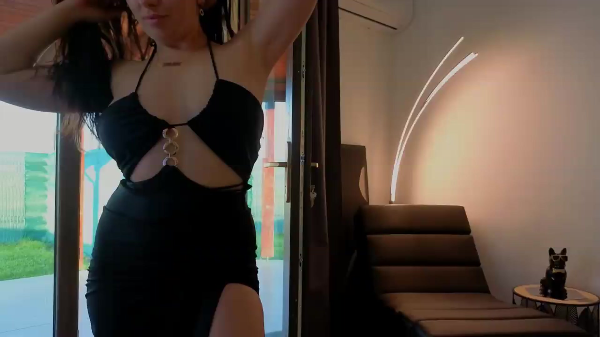 Gallery image thumbnail from Nikki_Crystal's myfreecams stream on, 08/10/2026, 04:23 image 16 of 20