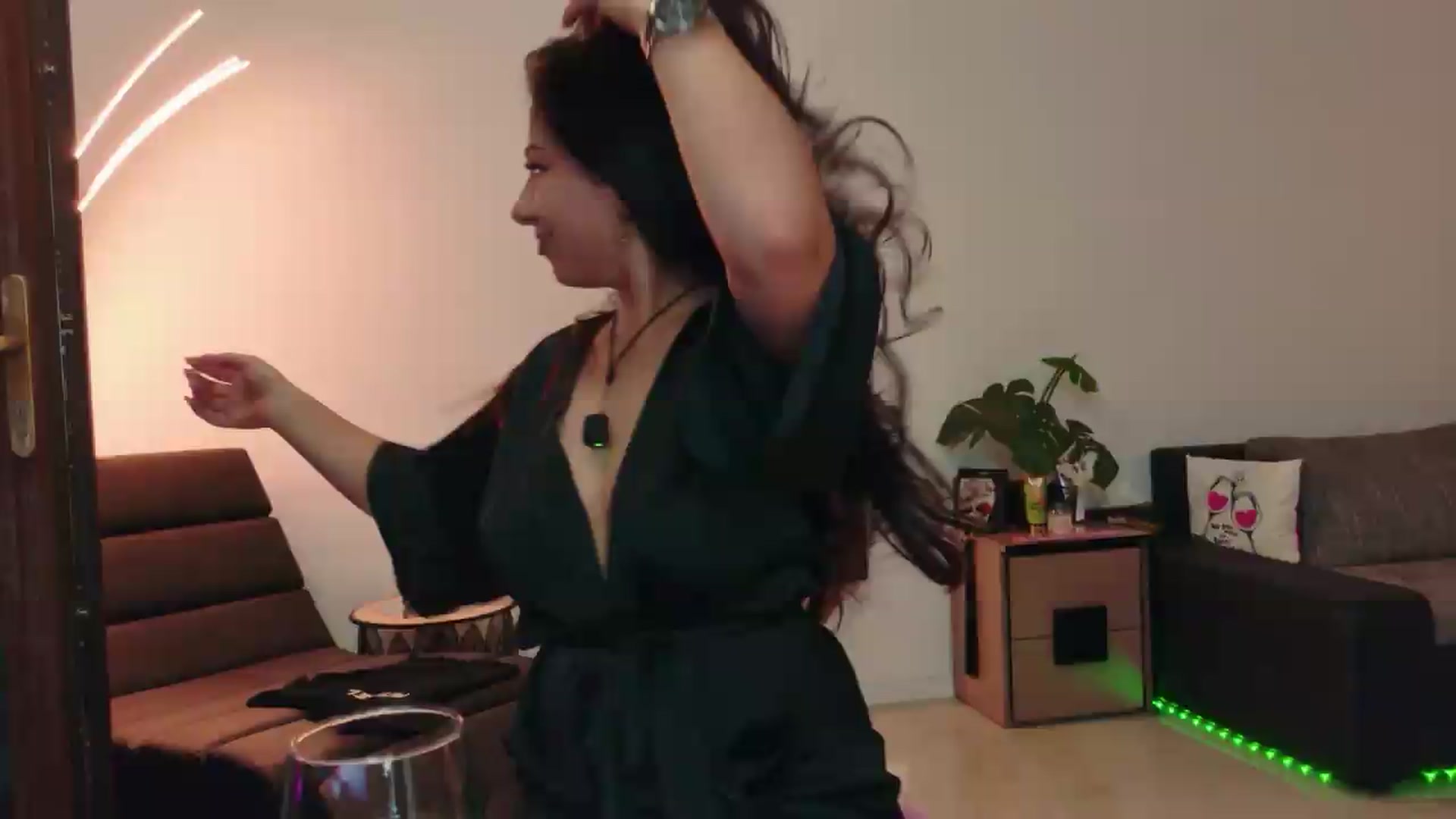 Gallery image thumbnail from Nikki_Crystal's myfreecams stream on, 09/03/2026, 04:00 image 8 of 20