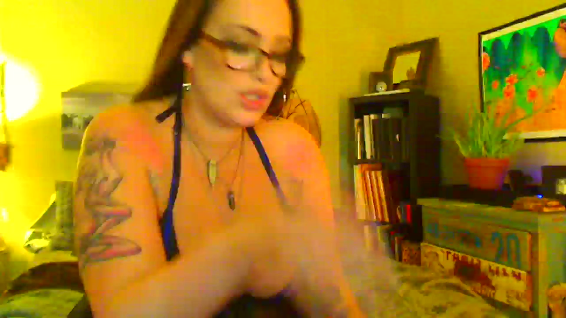 Gallery image thumbnail from Nikki_Nova's myfreecams stream on, 04/01/2024, 24:18 image 16 of 20