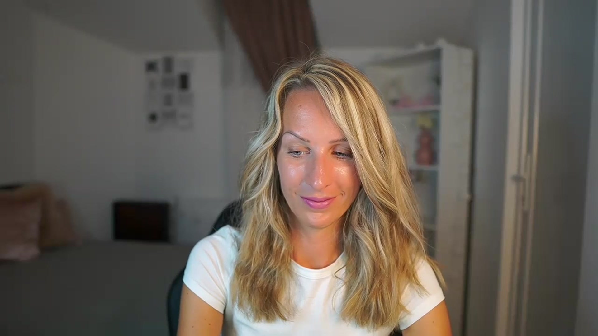 Gallery image thumbnail from Nikki__Sexx__'s myfreecams stream on, 07/18/2023, 19:31 image 3 of 20