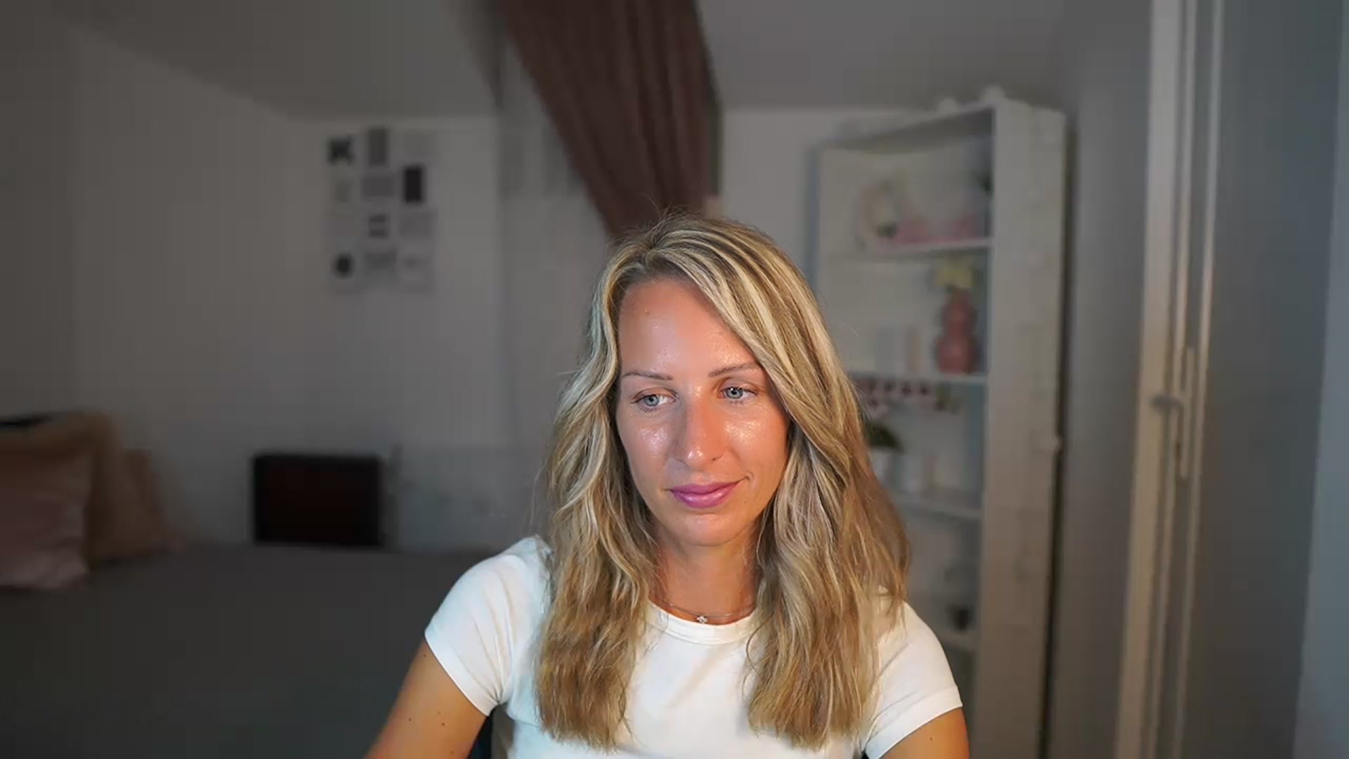 Gallery image thumbnail from Nikki__Sexx__'s myfreecams stream on, 07/18/2023, 19:45 image 12 of 20
