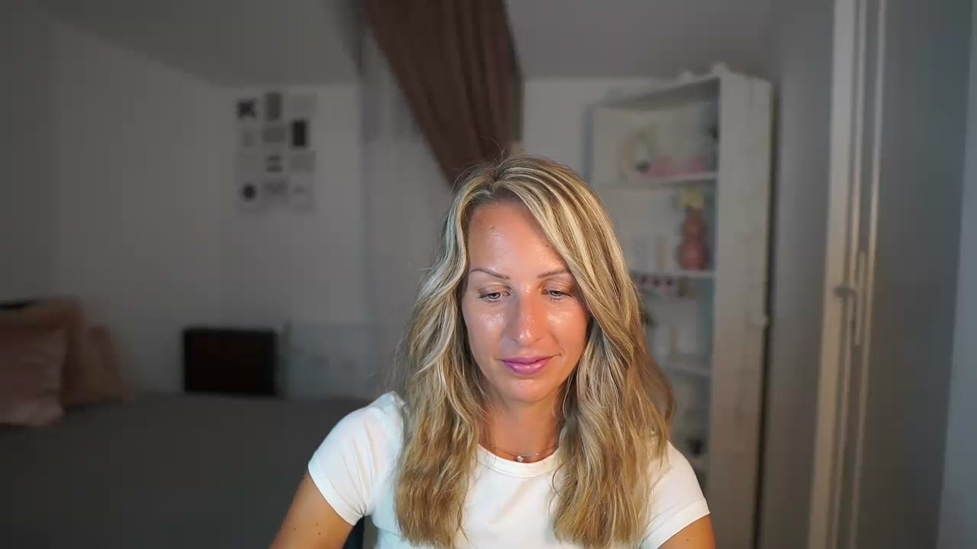Gallery image thumbnail from Nikki__Sexx__'s myfreecams stream on, 07/18/2023, 19:45 image 13 of 20