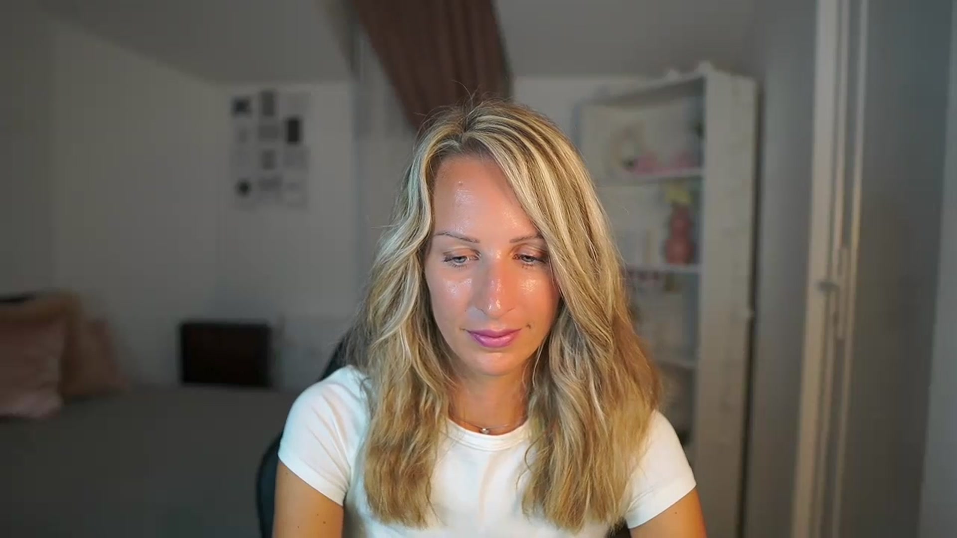 Gallery image thumbnail from Nikki__Sexx__'s myfreecams stream on, 07/18/2023, 19:45 image 8 of 20