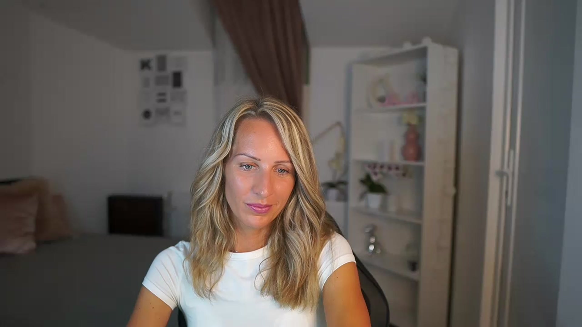 Gallery image thumbnail from Nikki__Sexx__'s myfreecams stream on, 07/18/2023, 21:47 image 7 of 20