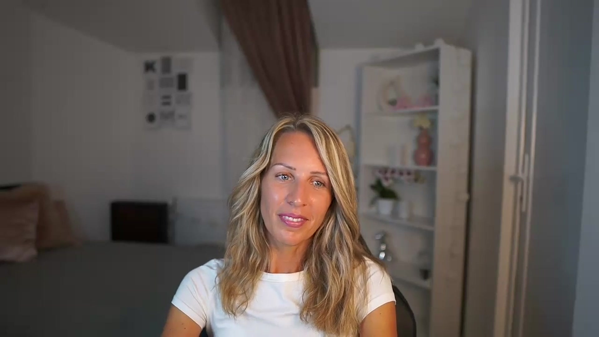 Gallery image thumbnail from Nikki__Sexx__'s myfreecams stream on, 07/18/2023, 21:47 image 17 of 20