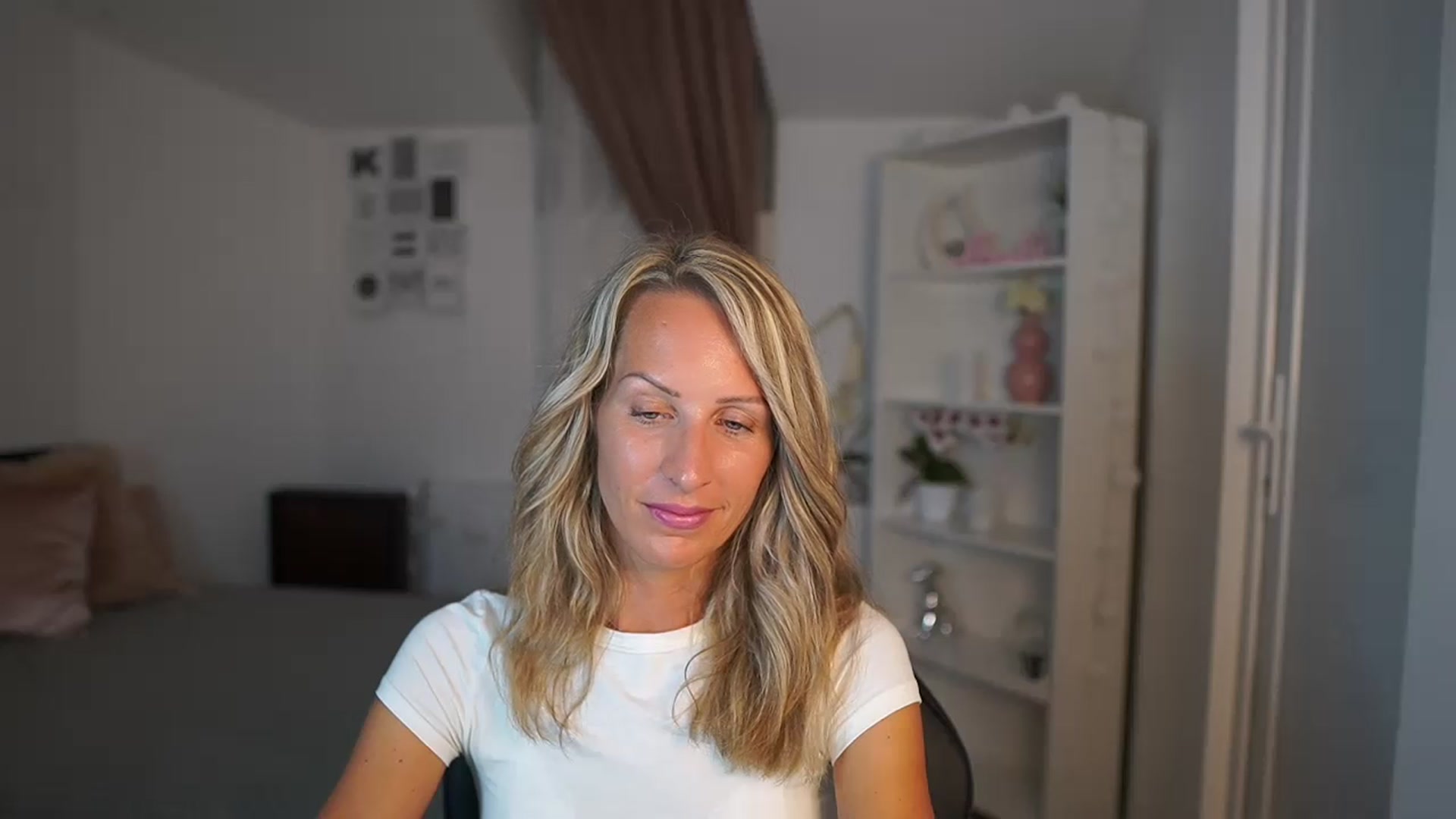 Gallery image thumbnail from Nikki__Sexx__'s myfreecams stream on, 07/18/2023, 21:47 image 5 of 20