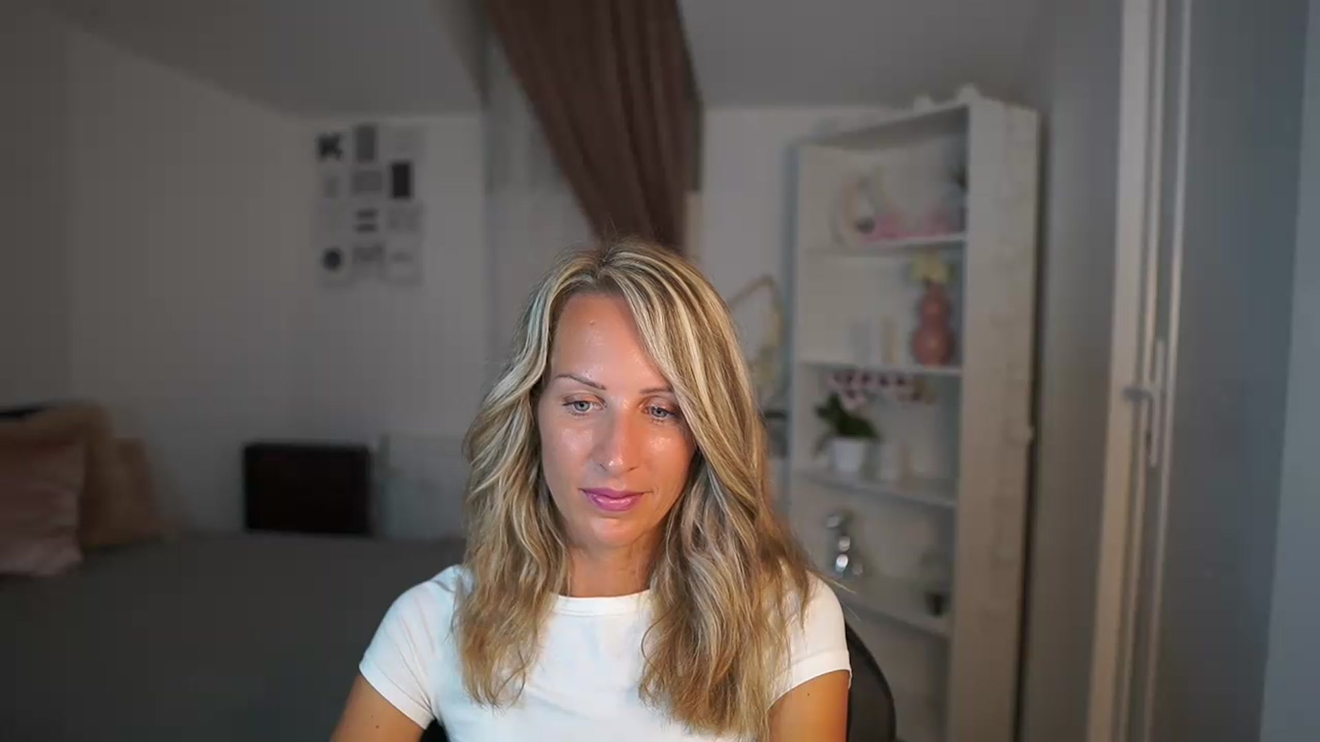 Gallery image thumbnail from Nikki__Sexx__'s myfreecams stream on, 07/18/2023, 21:47 image 14 of 20