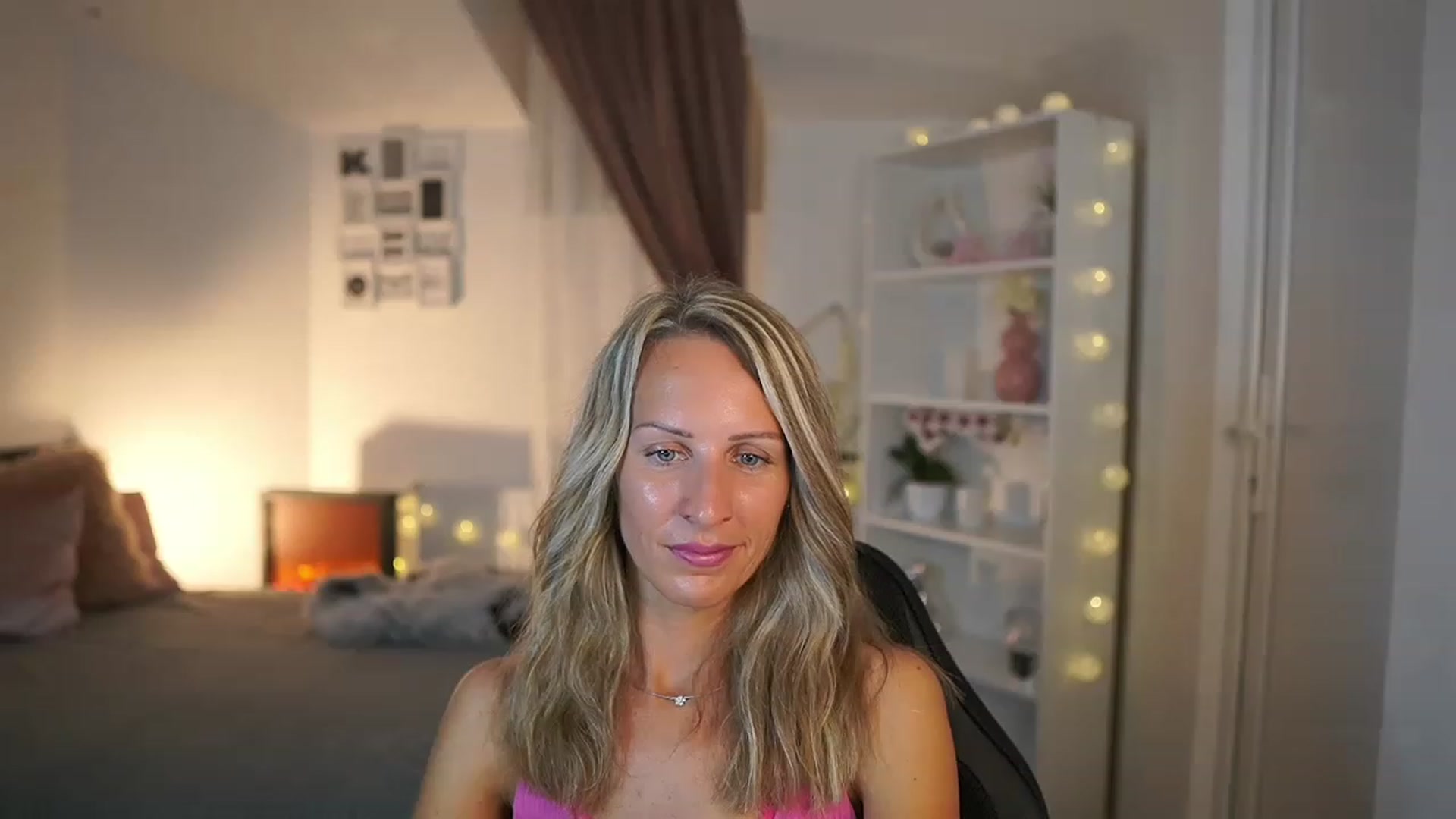 Gallery image thumbnail from Nikki__Sexx__'s myfreecams stream on, 07/19/2023, 21:57 image 20 of 20