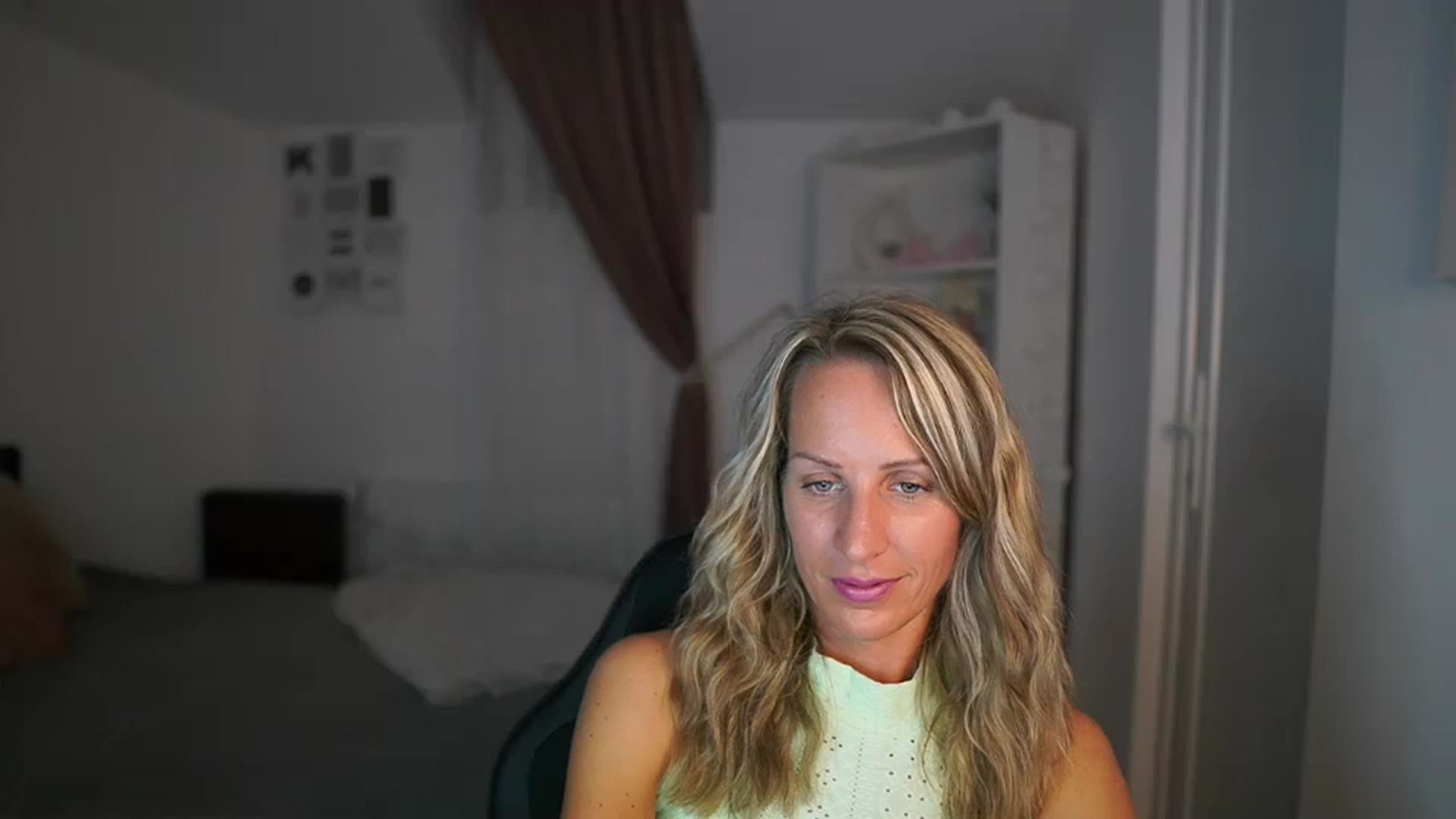 Gallery image thumbnail from Nikki__Sexx__'s myfreecams stream on, 07/26/2023, 19:32 image 11 of 20