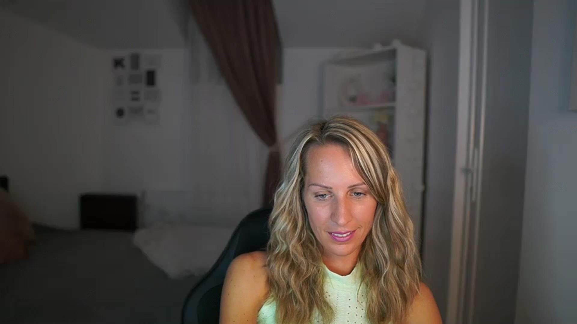 Gallery image thumbnail from Nikki__Sexx__'s myfreecams stream on, 07/26/2023, 19:32 image 9 of 20