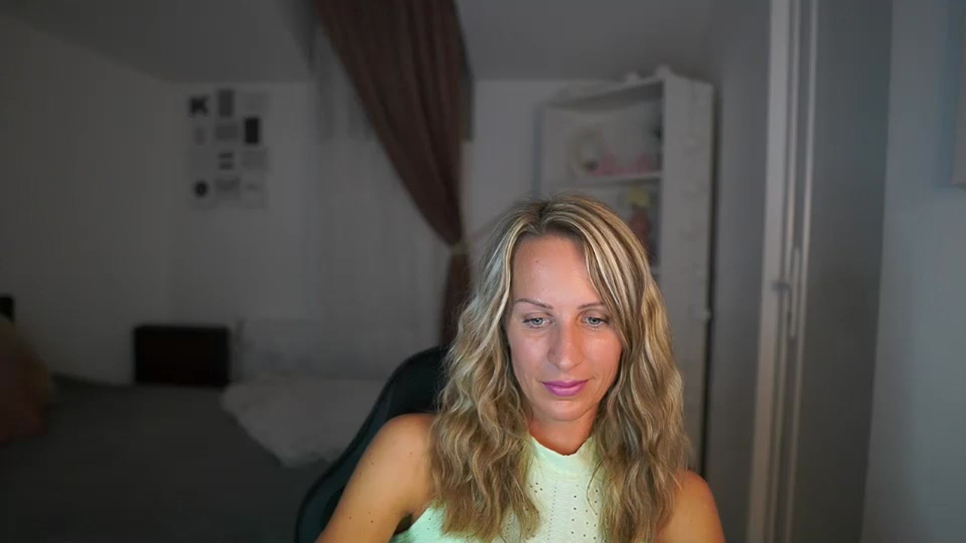 Gallery image thumbnail from Nikki__Sexx__'s myfreecams stream on, 07/26/2023, 19:32 image 7 of 20