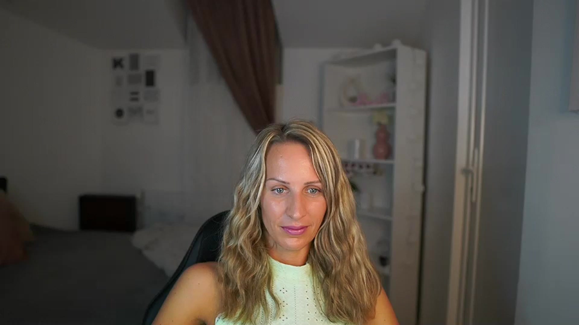 Gallery image thumbnail from Nikki__Sexx__'s myfreecams stream on, 07/26/2023, 21:41 image 6 of 20