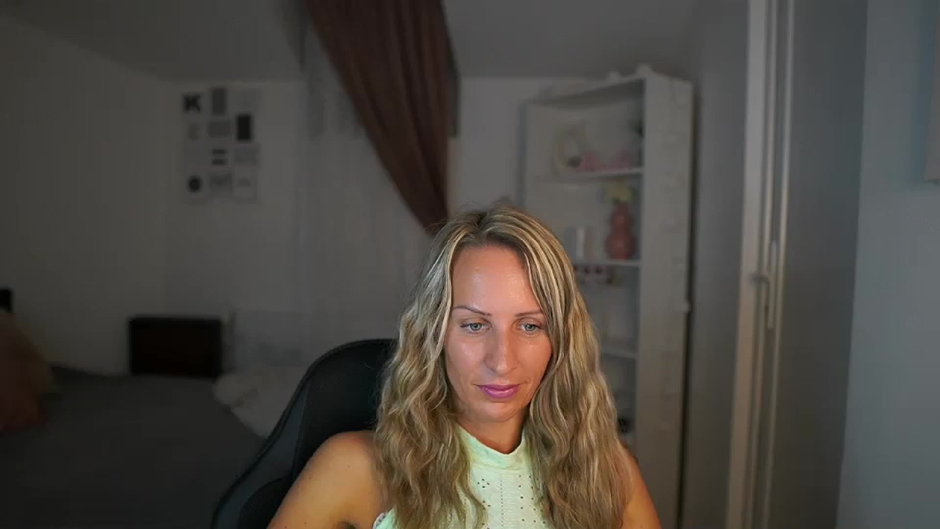 Gallery image thumbnail from Nikki__Sexx__'s myfreecams stream on, 07/26/2023, 21:41 image 2 of 20