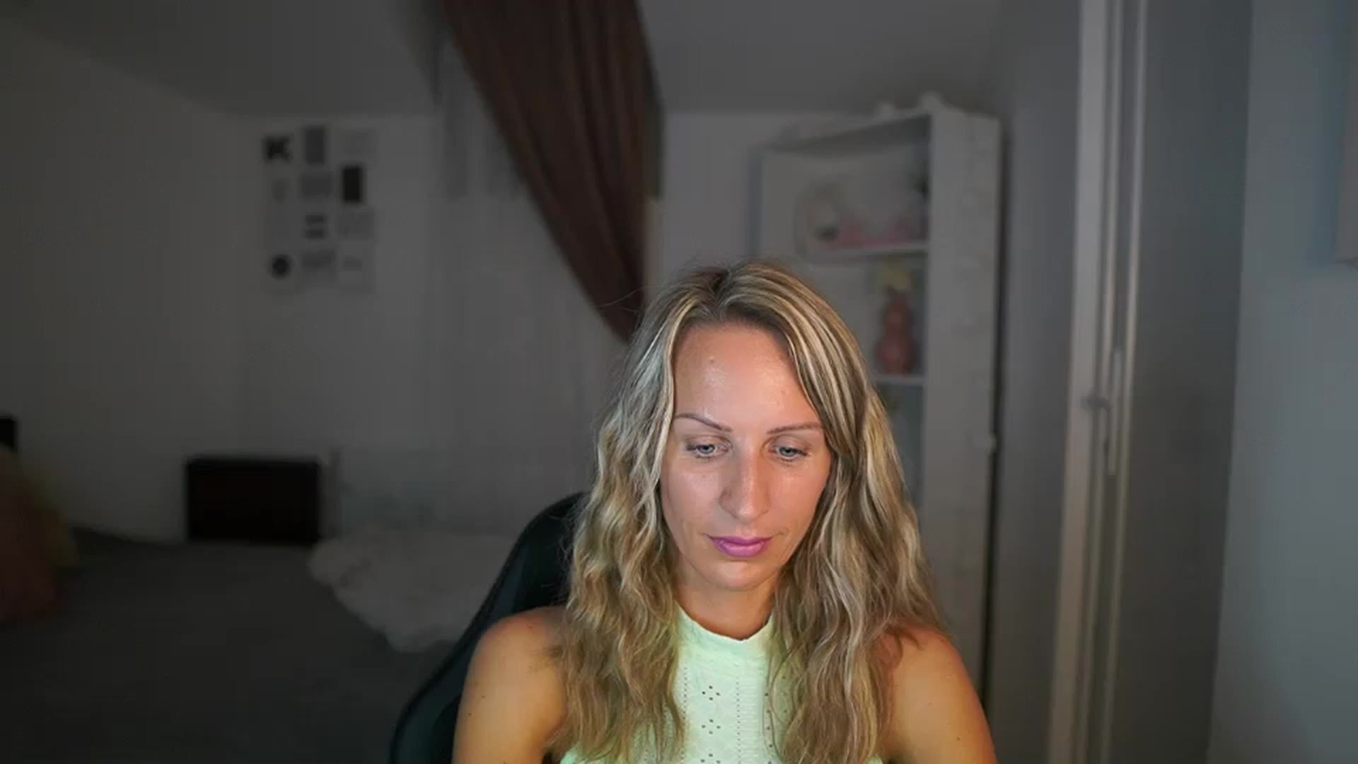Gallery image thumbnail from Nikki__Sexx__'s myfreecams stream on, 07/26/2023, 21:41 image 20 of 20