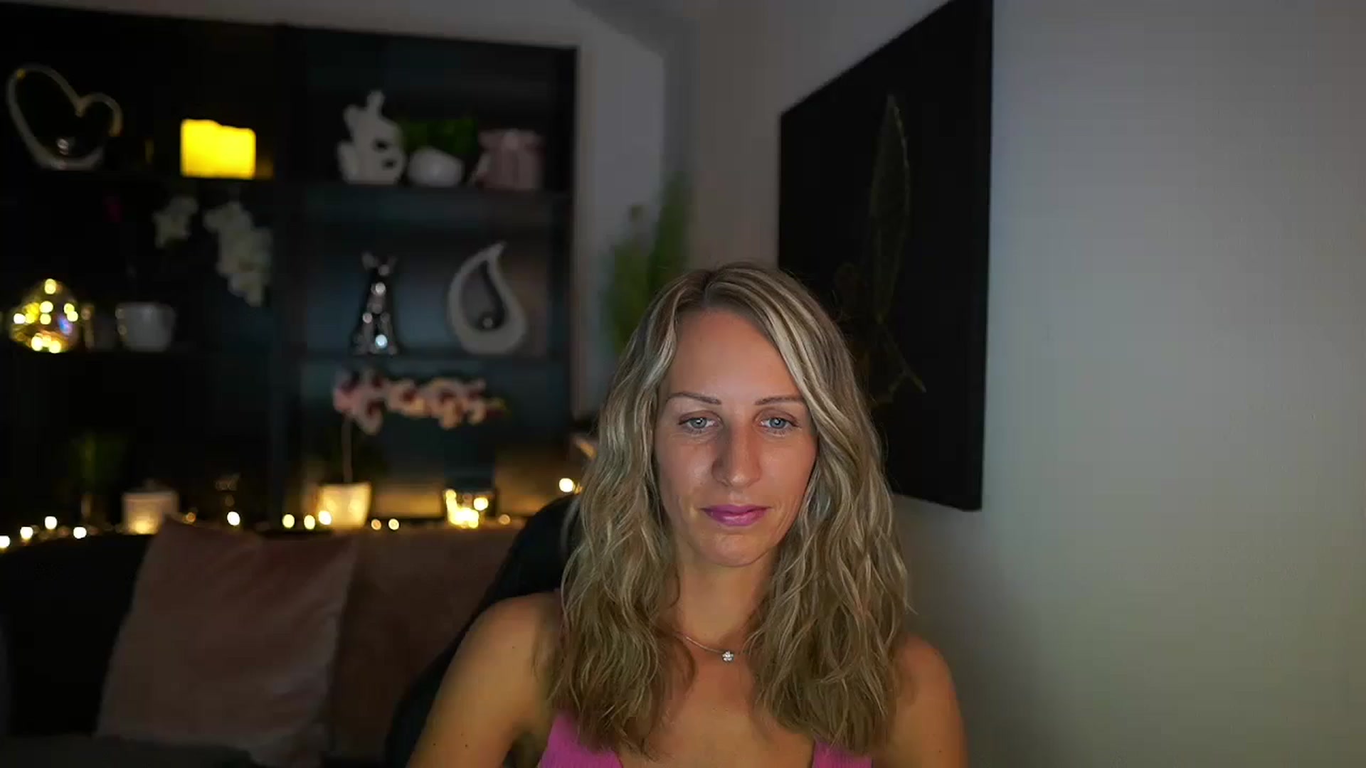 Gallery image thumbnail from Nikki__Sexx__'s myfreecams stream on, 07/30/2023, 19:25 image 16 of 20