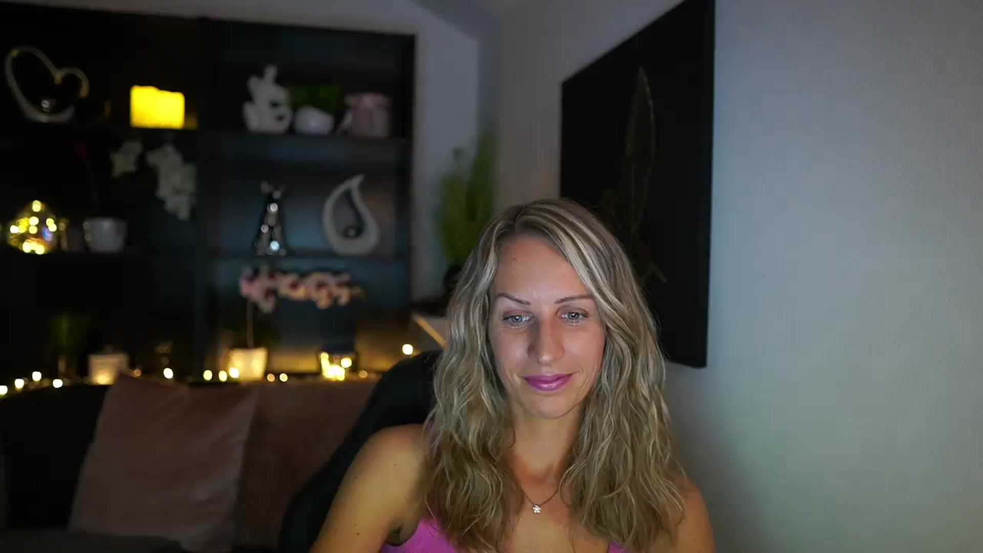 Gallery image thumbnail from Nikki__Sexx__'s myfreecams stream on, 07/30/2023, 19:25 image 4 of 20