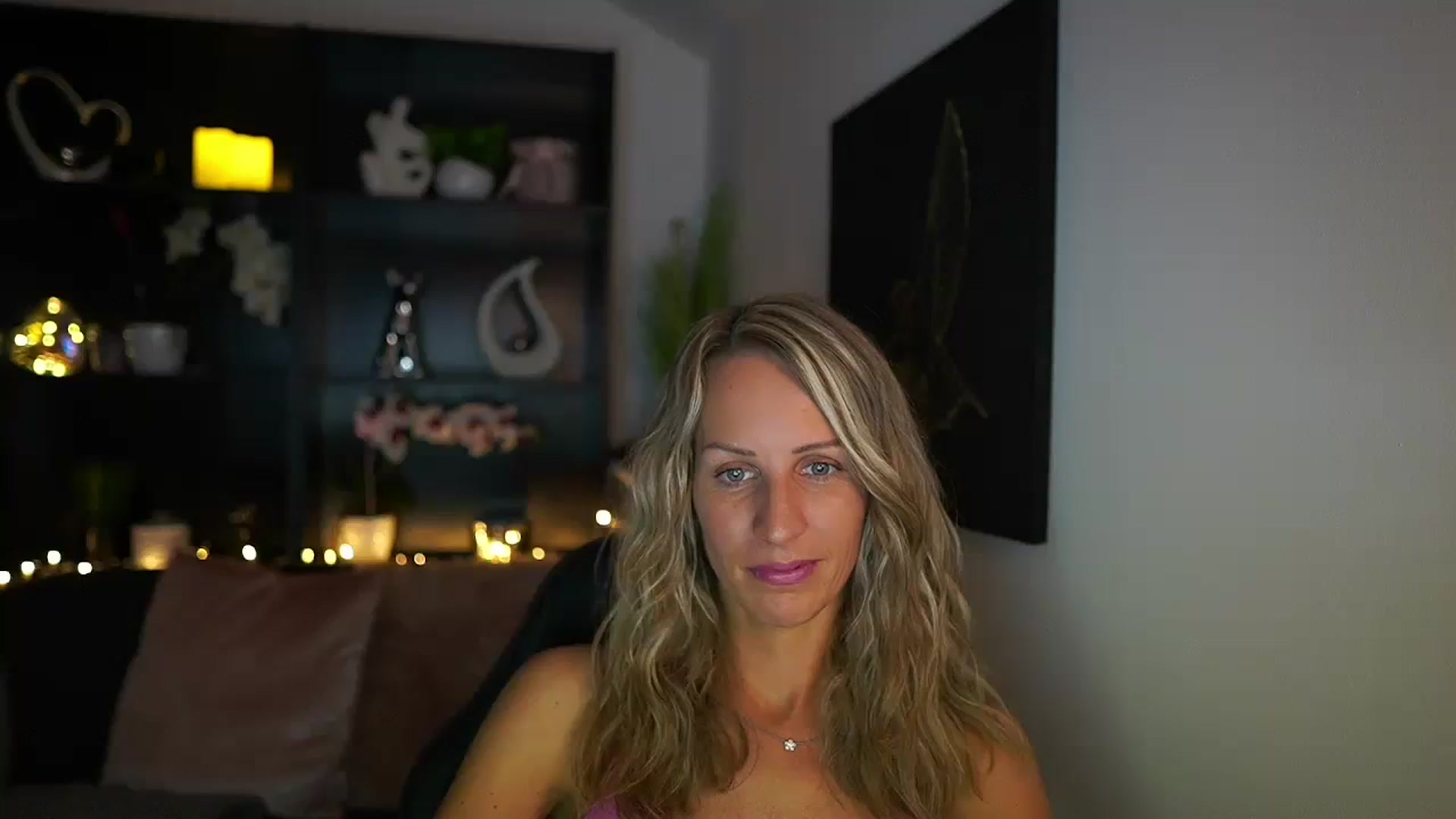 Gallery image thumbnail from Nikki__Sexx__'s myfreecams stream on, 07/30/2023, 21:53 image 8 of 20