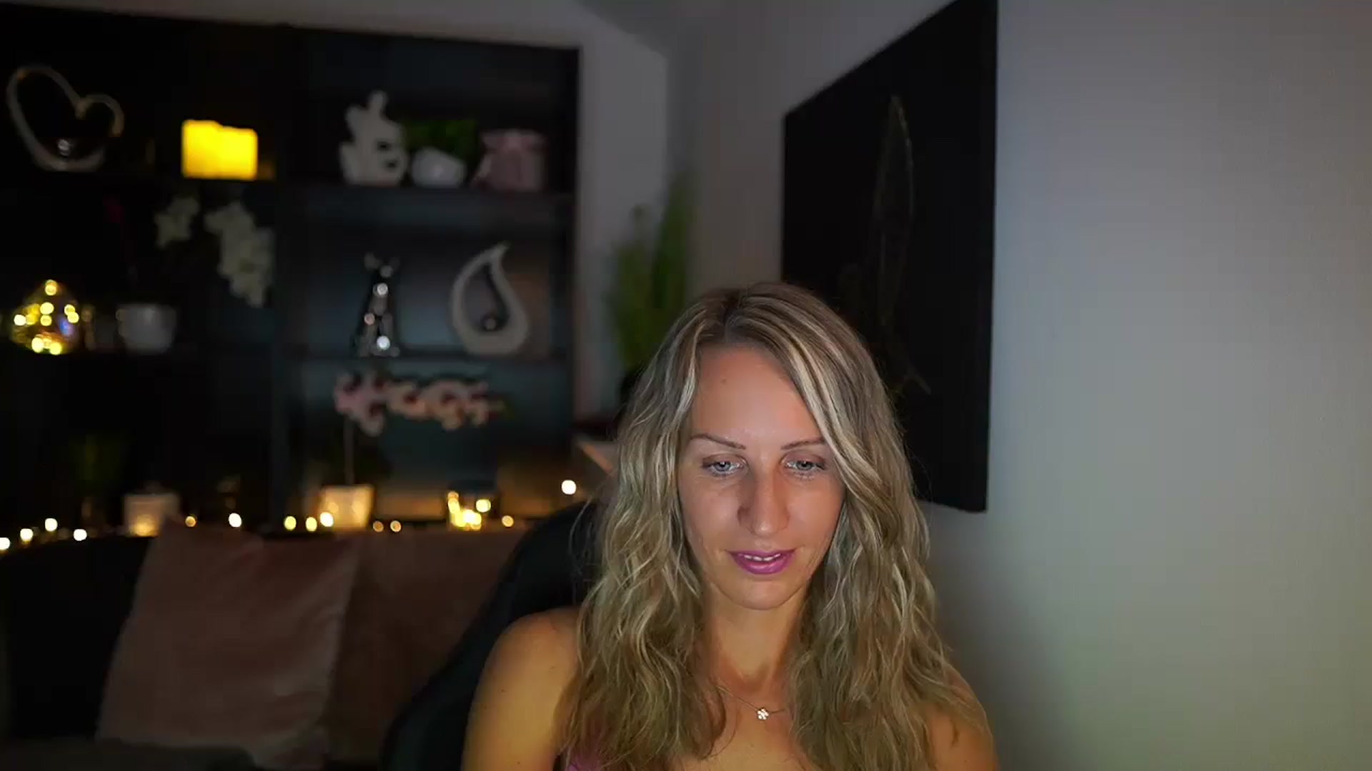 Gallery image thumbnail from Nikki__Sexx__'s myfreecams stream on, 07/30/2023, 21:53 image 9 of 20