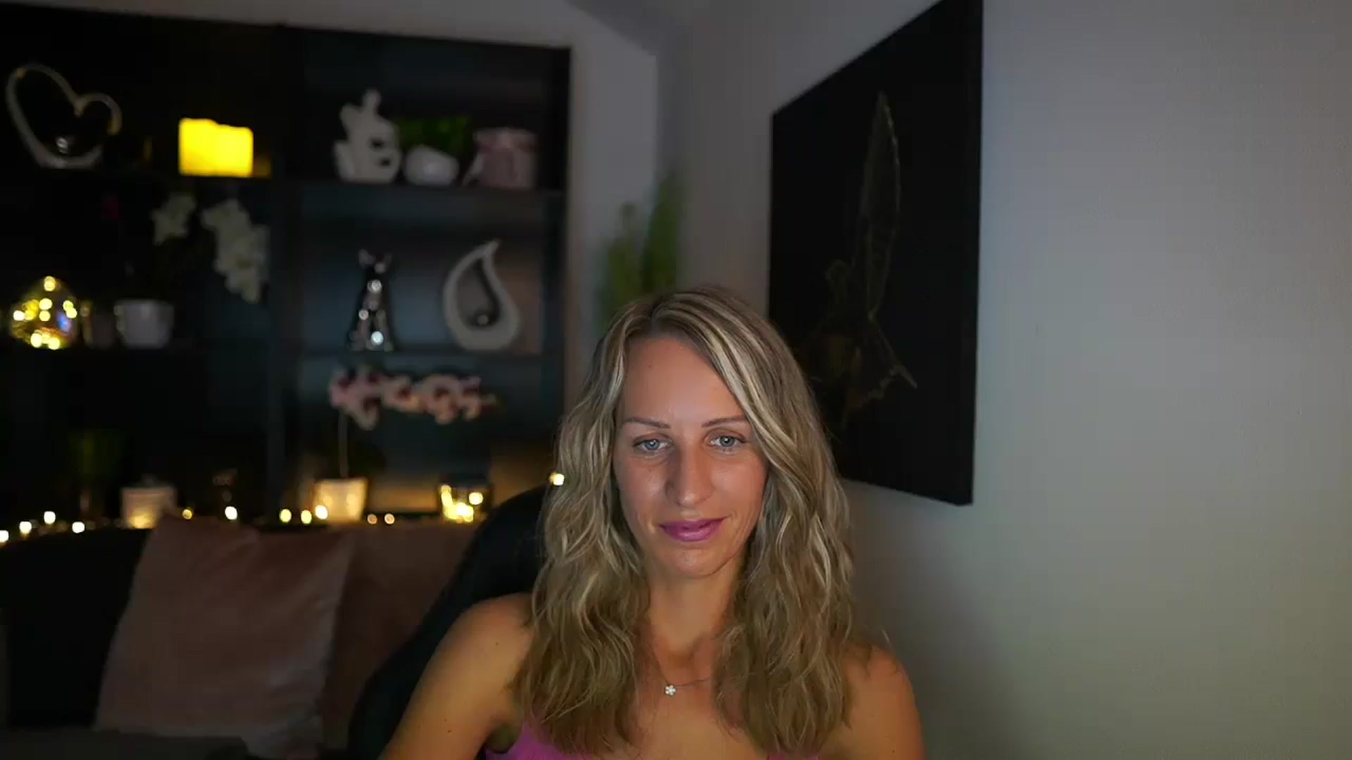 Gallery image thumbnail from Nikki__Sexx__'s myfreecams stream on, 07/30/2023, 22:38 image 13 of 20