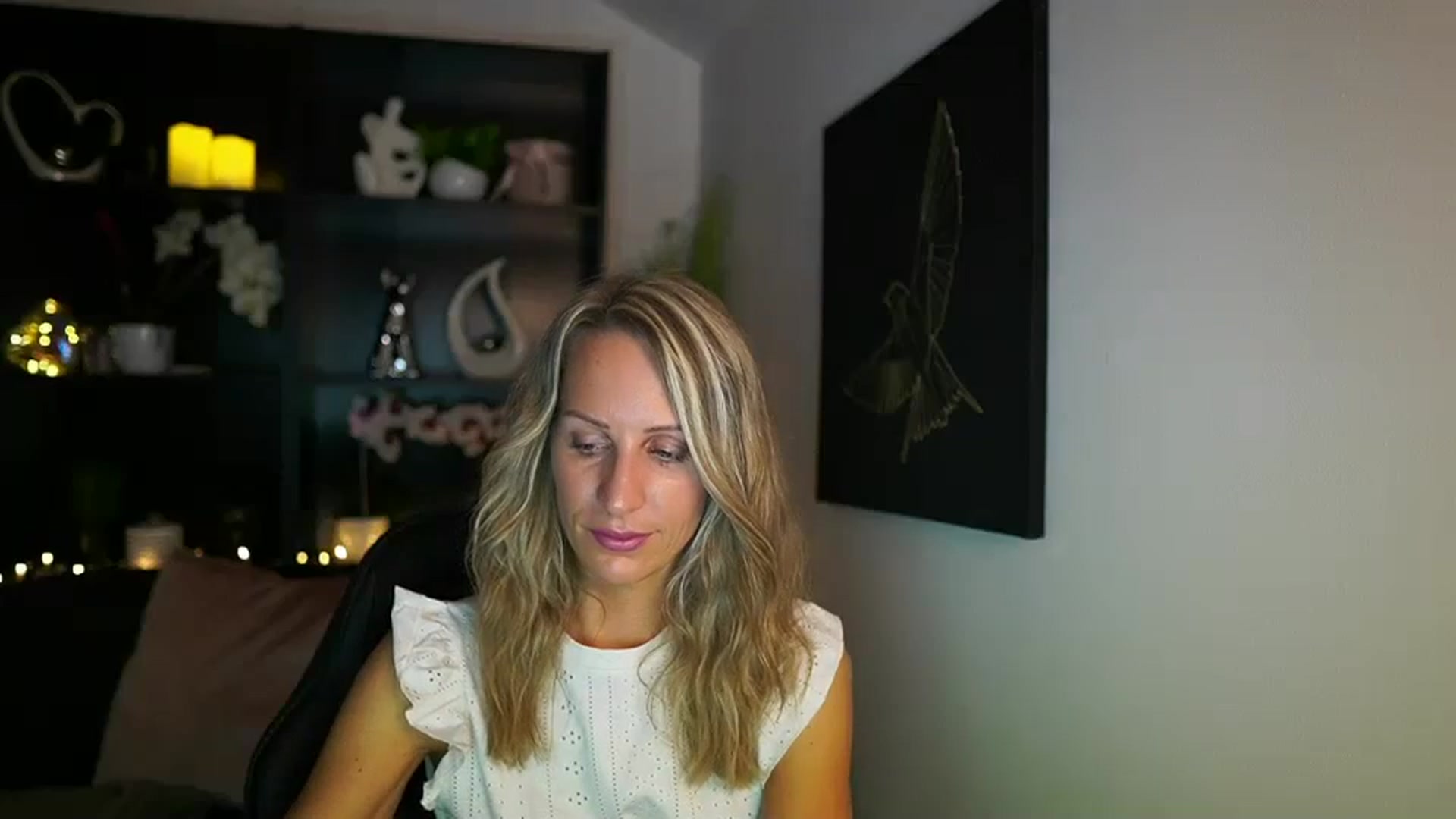 Gallery image thumbnail from Nikki__Sexx__'s myfreecams stream on, 07/31/2023, 23:03 image 14 of 20