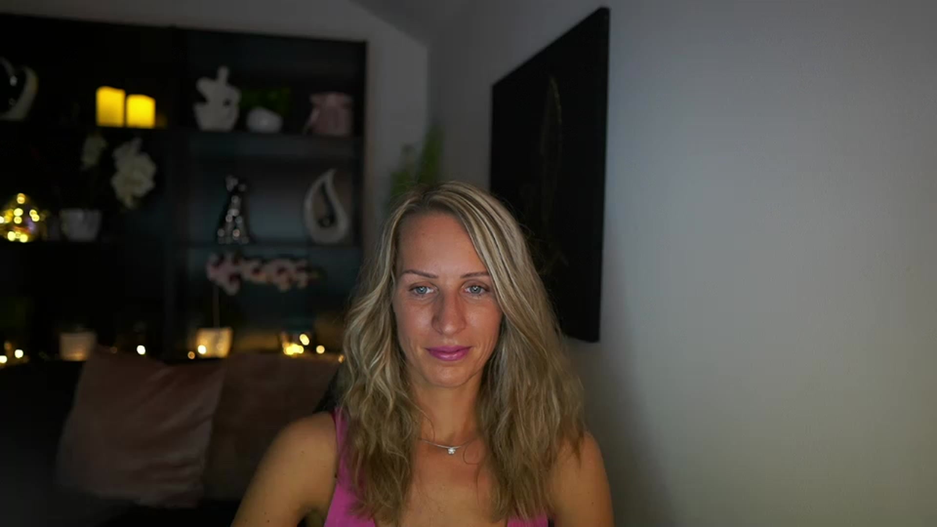 Gallery image thumbnail from Nikki__Sexx__'s myfreecams stream on, 08/03/2023, 15:35 image 9 of 20
