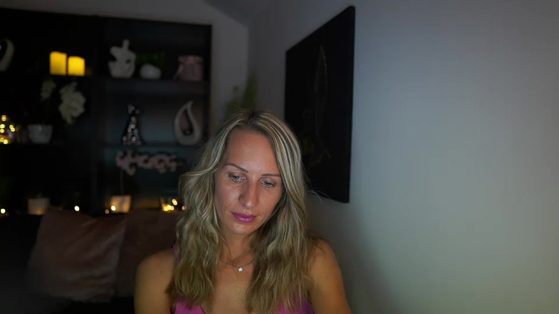 Gallery image thumbnail from Nikki__Sexx__'s myfreecams stream on, 08/03/2023, 19:40 image 10 of 20