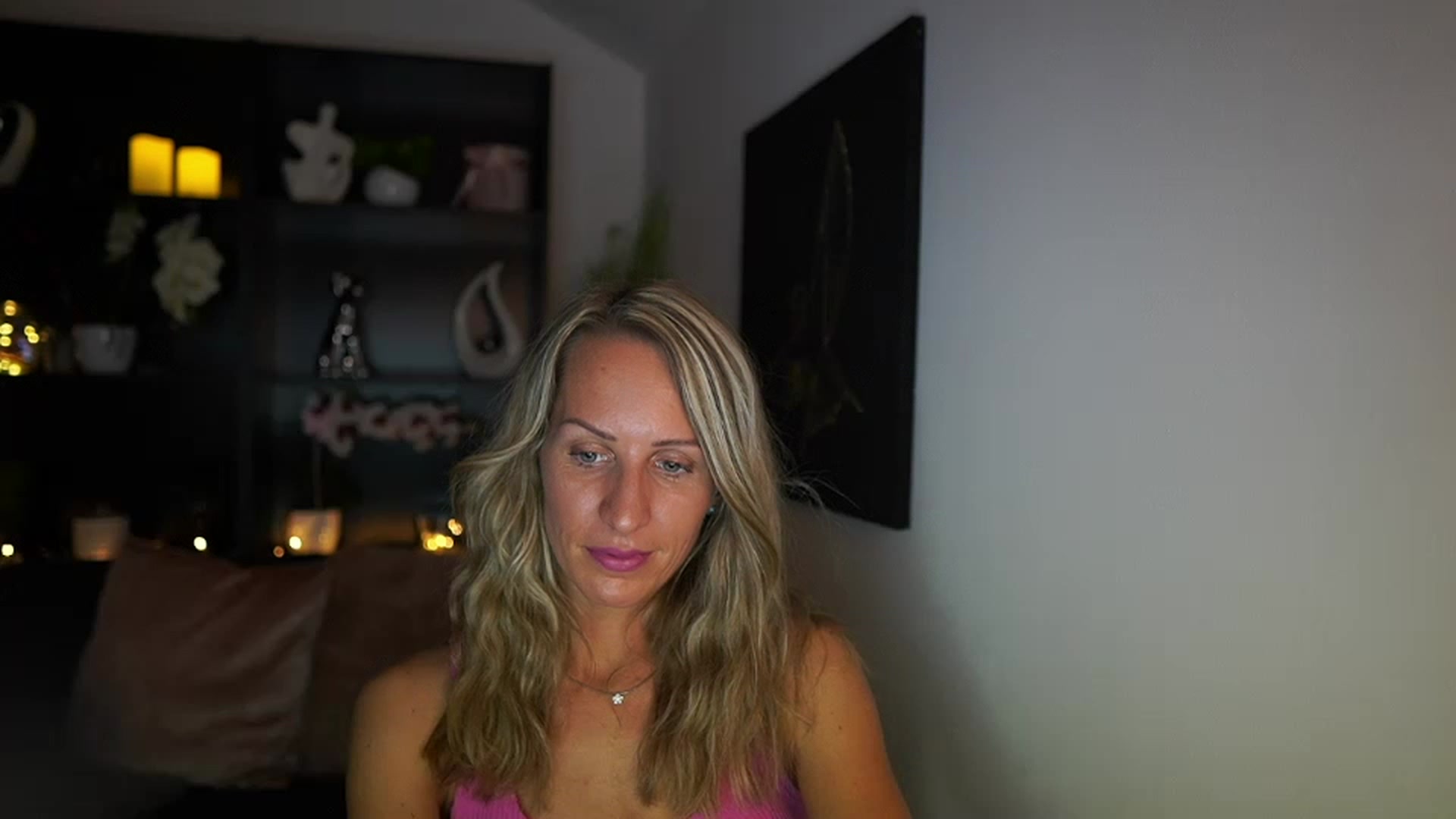 Gallery image thumbnail from Nikki__Sexx__'s myfreecams stream on, 08/03/2023, 19:40 image 11 of 20