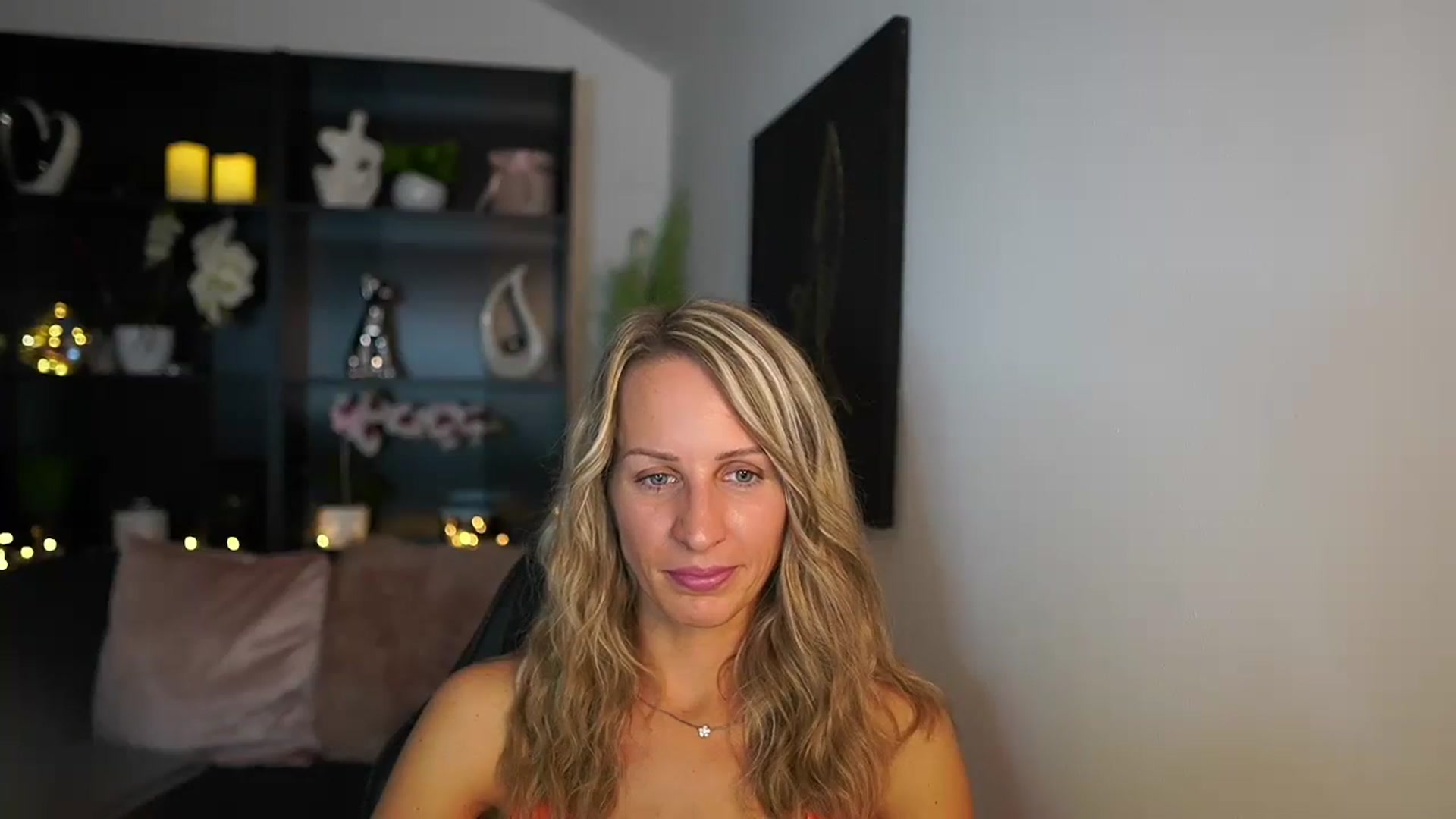 Gallery image thumbnail from Nikki__Sexx__'s myfreecams stream on, 08/07/2023, 19:53 image 7 of 20