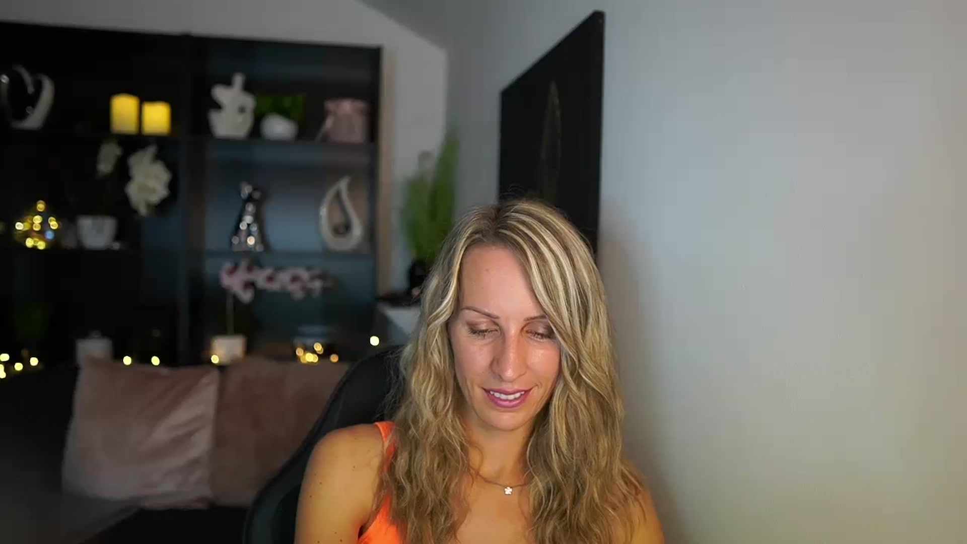 Gallery image thumbnail from Nikki__Sexx__'s myfreecams stream on, 08/07/2023, 19:53 image 13 of 20
