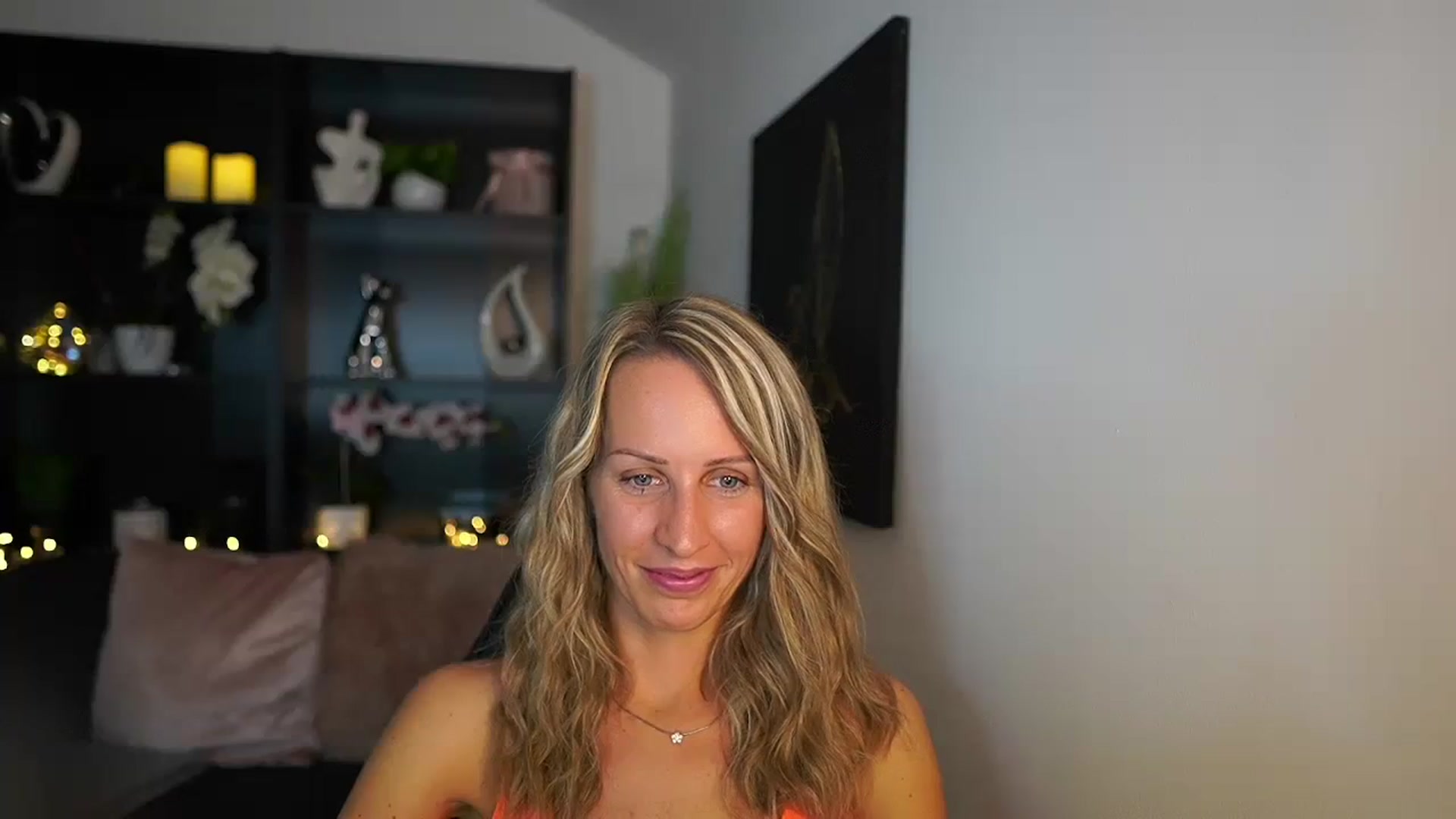 Gallery image thumbnail from Nikki__Sexx__'s myfreecams stream on, 08/07/2023, 19:53 image 5 of 20