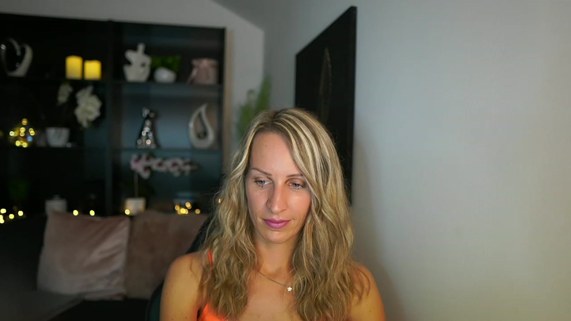 Gallery image thumbnail from Nikki__Sexx__'s myfreecams stream on, 08/07/2023, 20:37 image 4 of 20