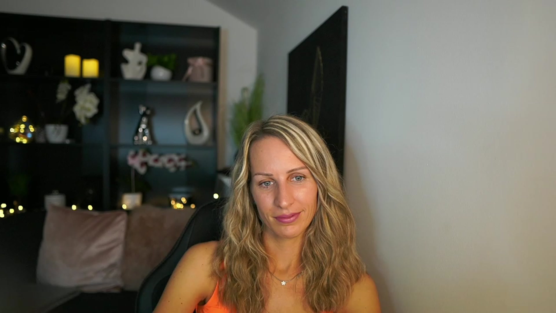 Gallery image thumbnail from Nikki__Sexx__'s myfreecams stream on, 08/07/2023, 20:37 image 1 of 20