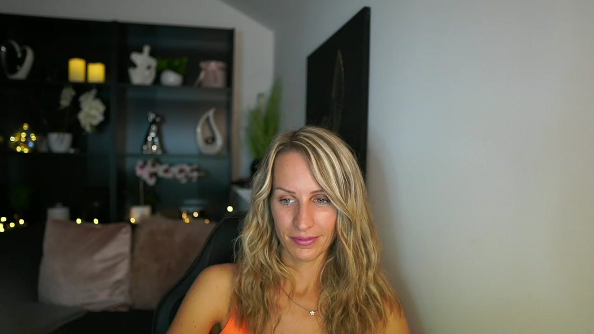 Gallery image thumbnail from Nikki__Sexx__'s myfreecams stream on, 08/07/2023, 21:35 image 1 of 20