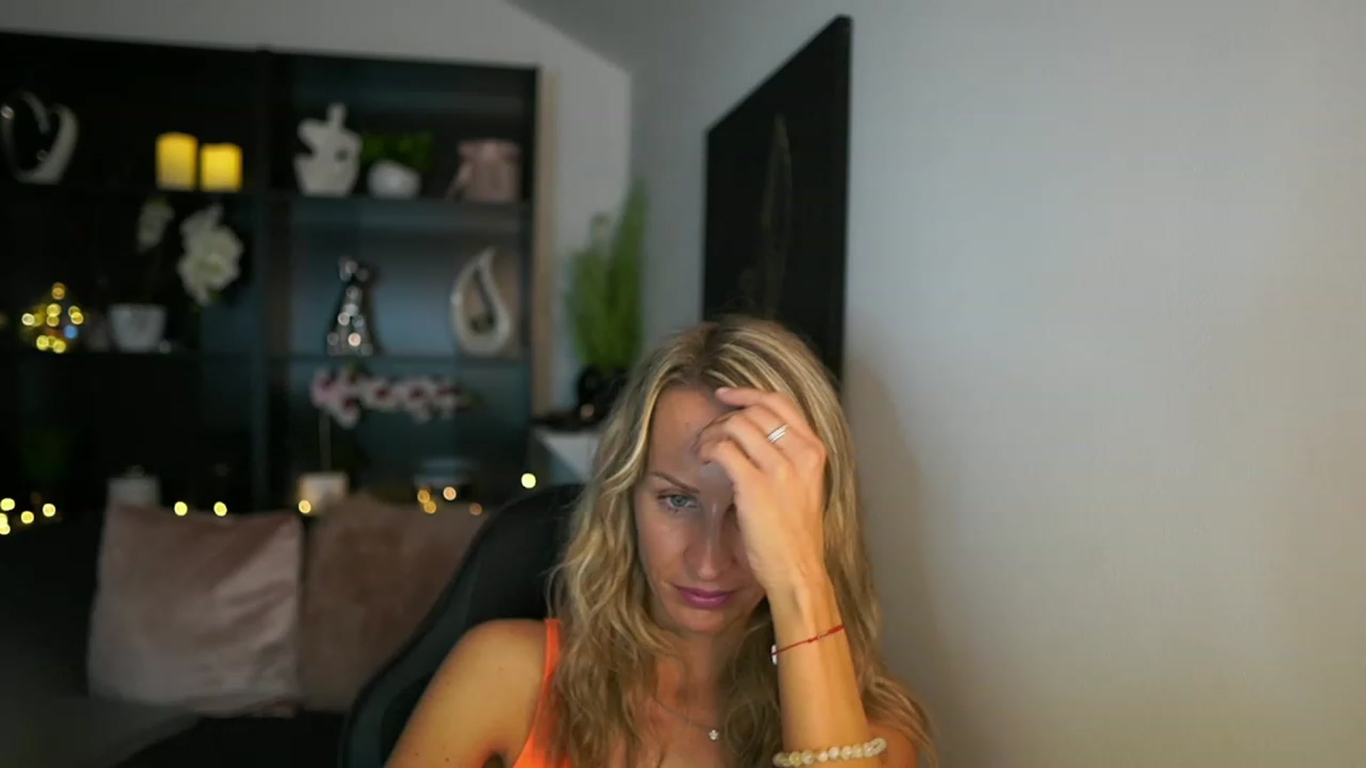 Gallery image thumbnail from Nikki__Sexx__'s myfreecams stream on, 08/07/2023, 21:35 image 5 of 20