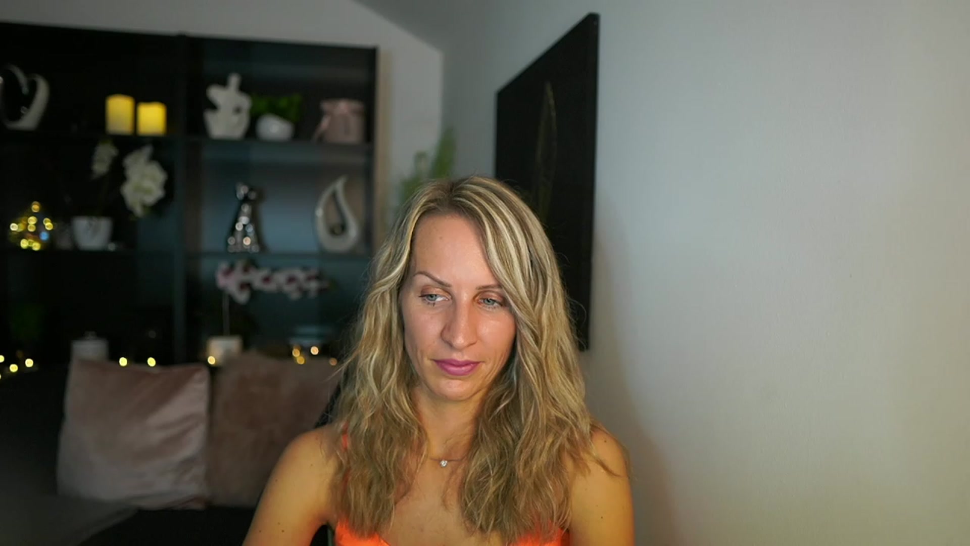 Gallery image thumbnail from Nikki__Sexx__'s myfreecams stream on, 08/07/2023, 23:03 image 17 of 20