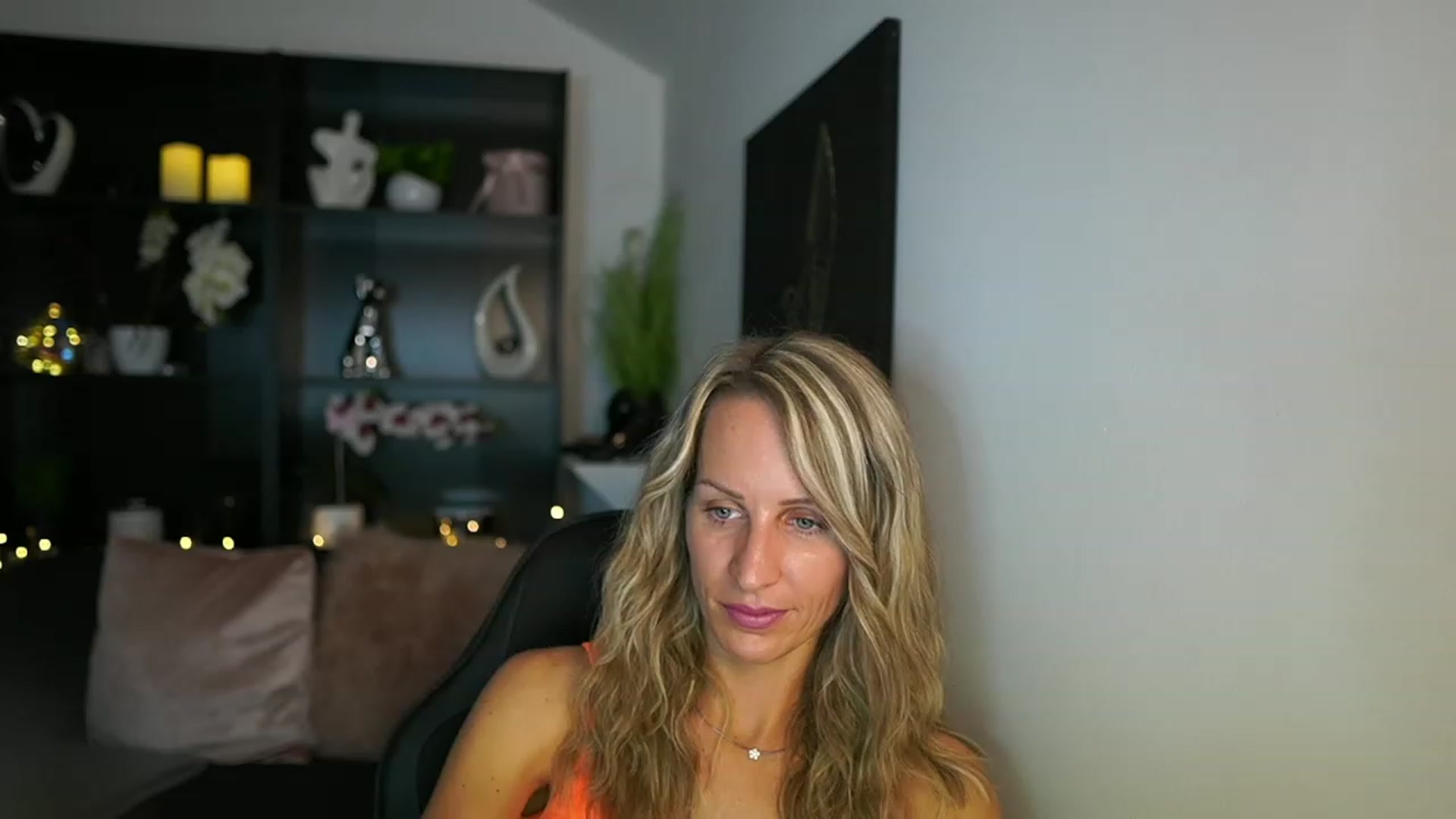 Gallery image thumbnail from Nikki__Sexx__'s myfreecams stream on, 08/07/2023, 23:03 image 1 of 20