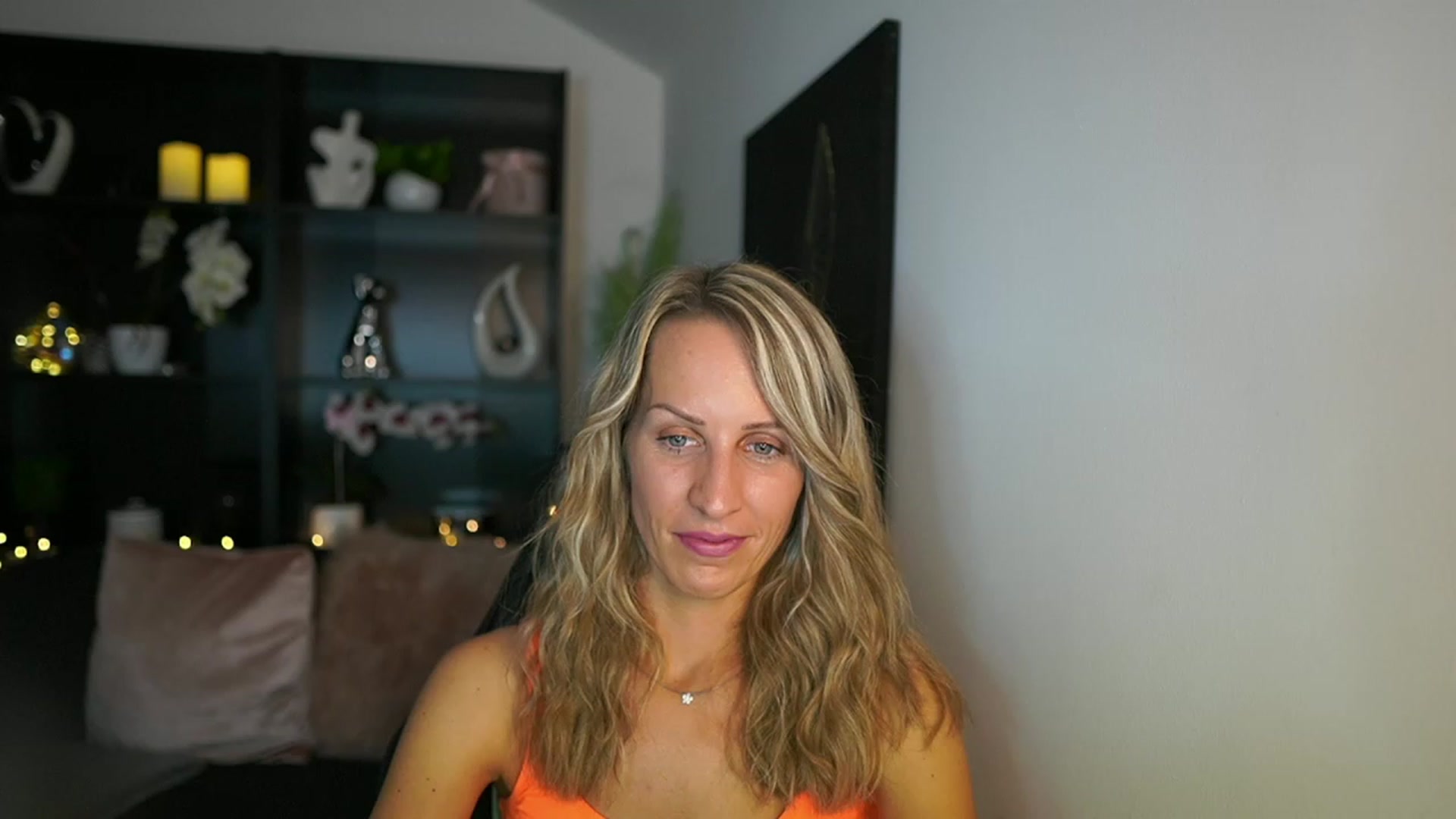 Gallery image thumbnail from Nikki__Sexx__'s myfreecams stream on, 08/07/2023, 23:03 image 14 of 20