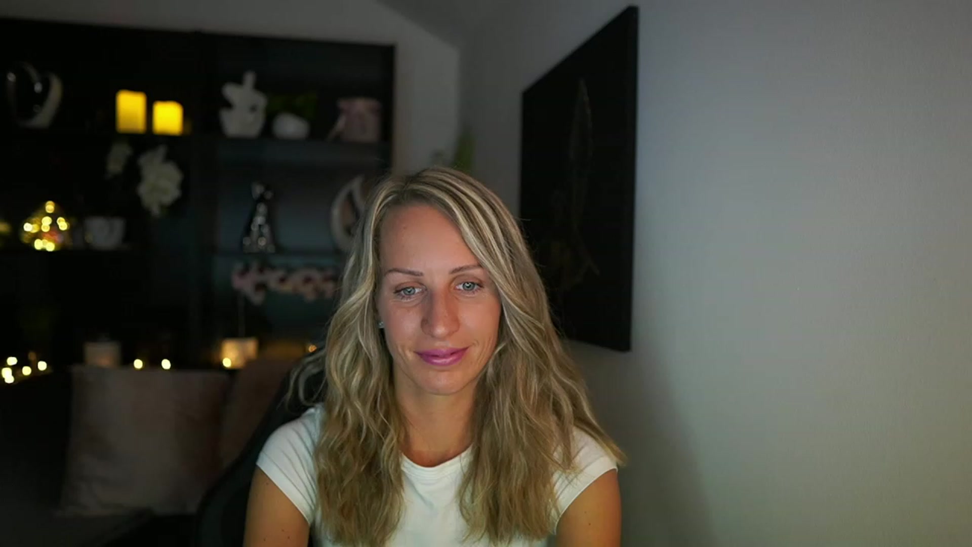 Gallery image thumbnail from Nikki__Sexx__'s myfreecams stream on, 08/09/2023, 19:34 image 1 of 20
