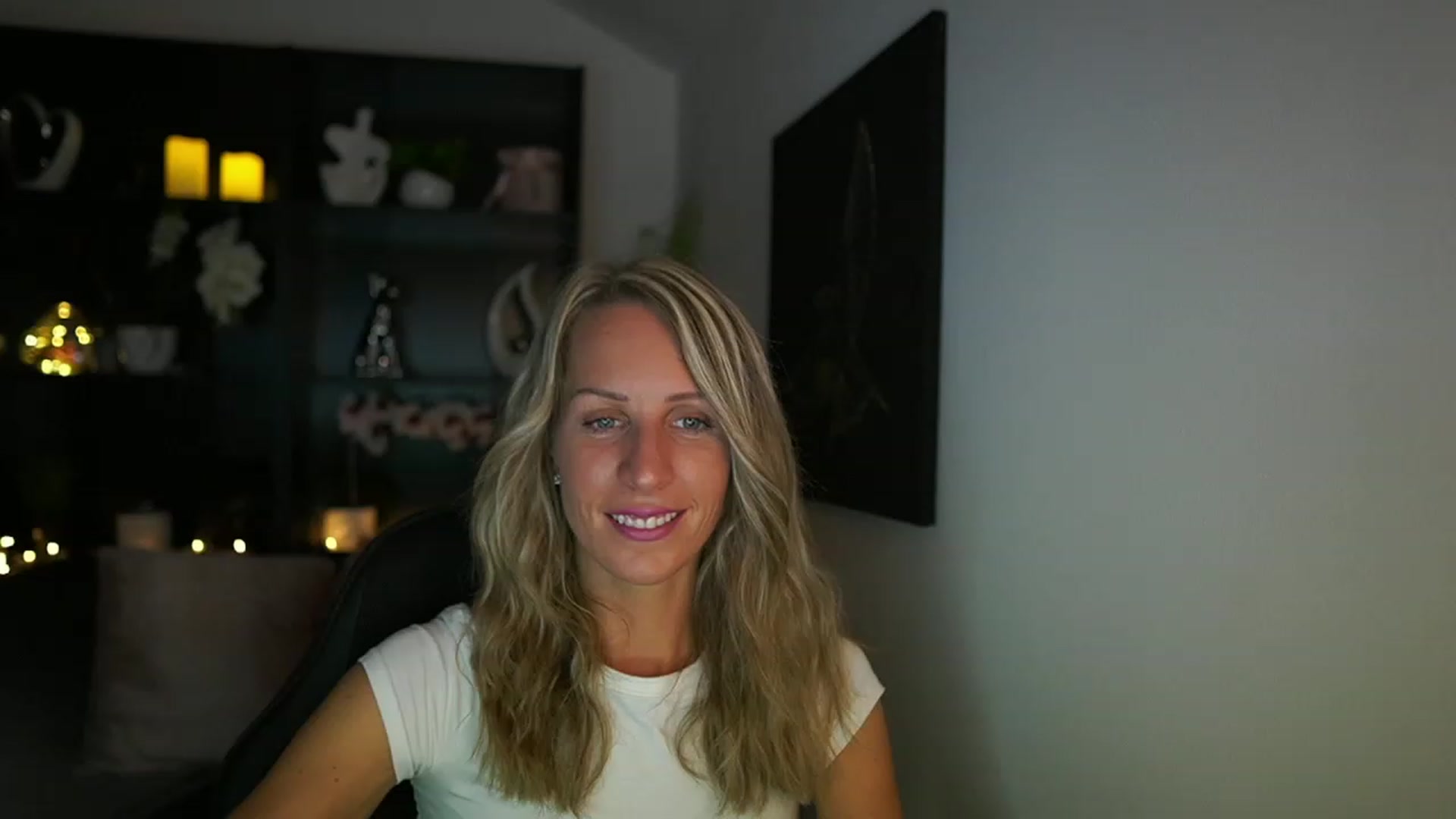 Gallery image thumbnail from Nikki__Sexx__'s myfreecams stream on, 08/09/2023, 19:34 image 7 of 20