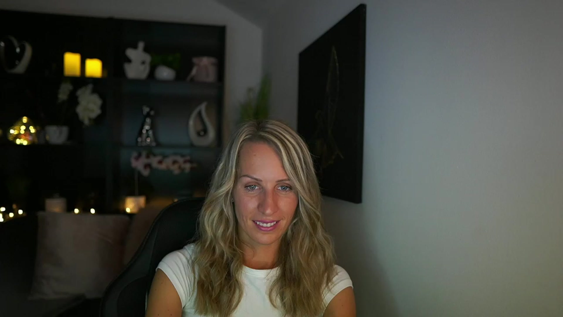 Gallery image thumbnail from Nikki__Sexx__'s myfreecams stream on, 08/09/2023, 19:34 image 5 of 20