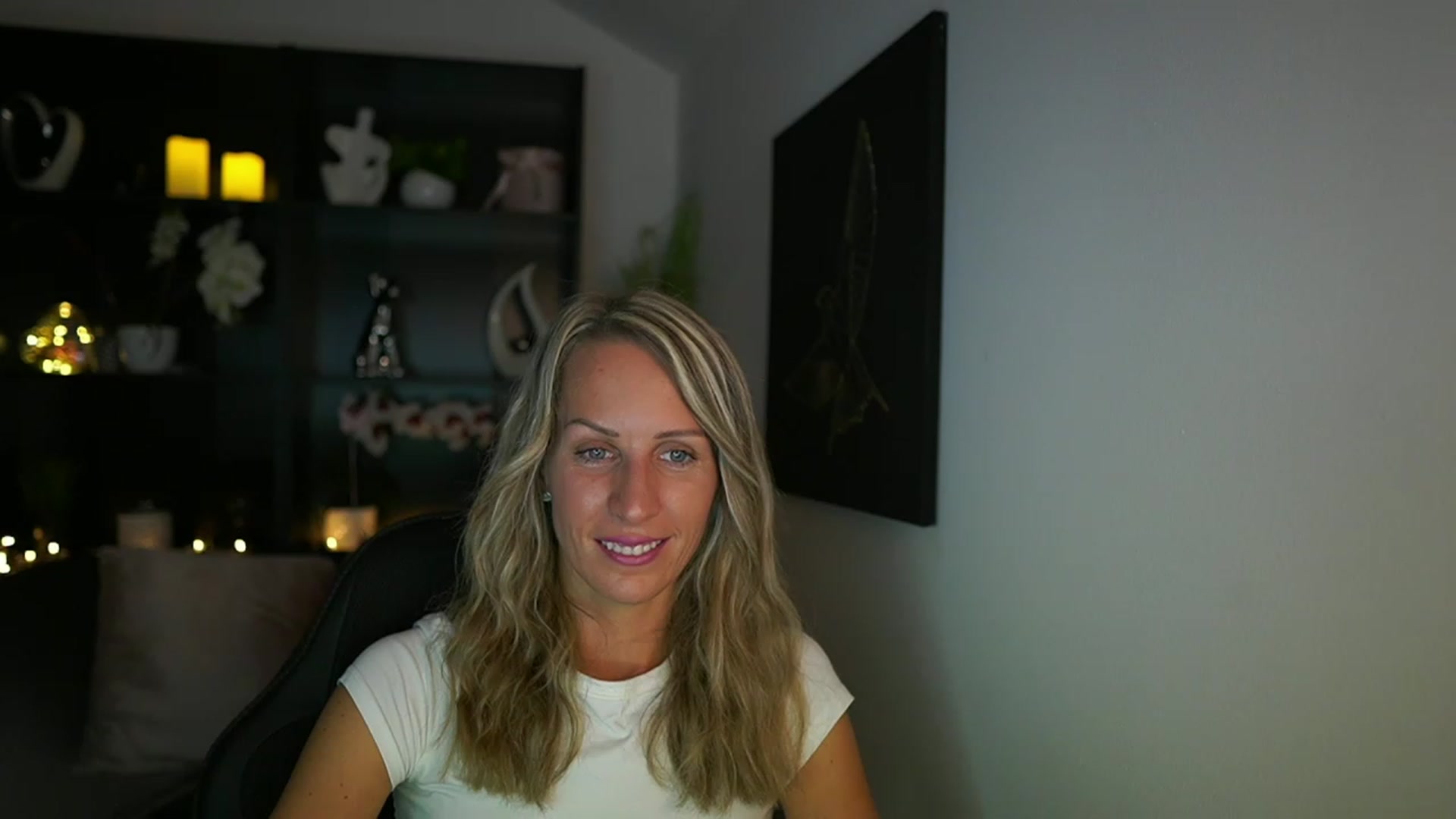 Gallery image thumbnail from Nikki__Sexx__'s myfreecams stream on, 08/09/2023, 19:34 image 14 of 20