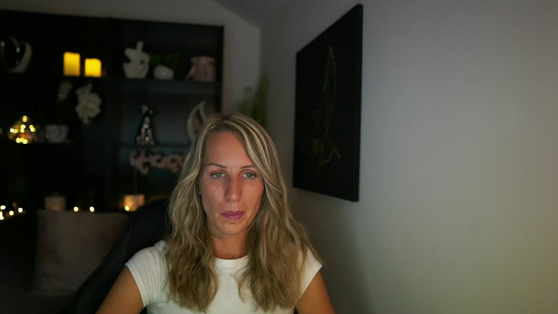 Gallery image thumbnail from Nikki__Sexx__'s myfreecams stream on, 08/09/2023, 19:34 image 11 of 20