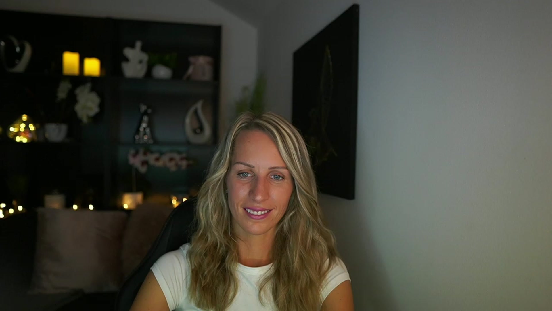 Gallery image thumbnail from Nikki__Sexx__'s myfreecams stream on, 08/09/2023, 19:34 image 8 of 20
