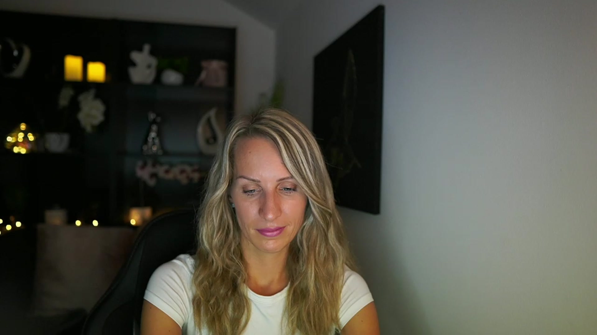 Gallery image thumbnail from Nikki__Sexx__'s myfreecams stream on, 08/09/2023, 20:59 image 6 of 20